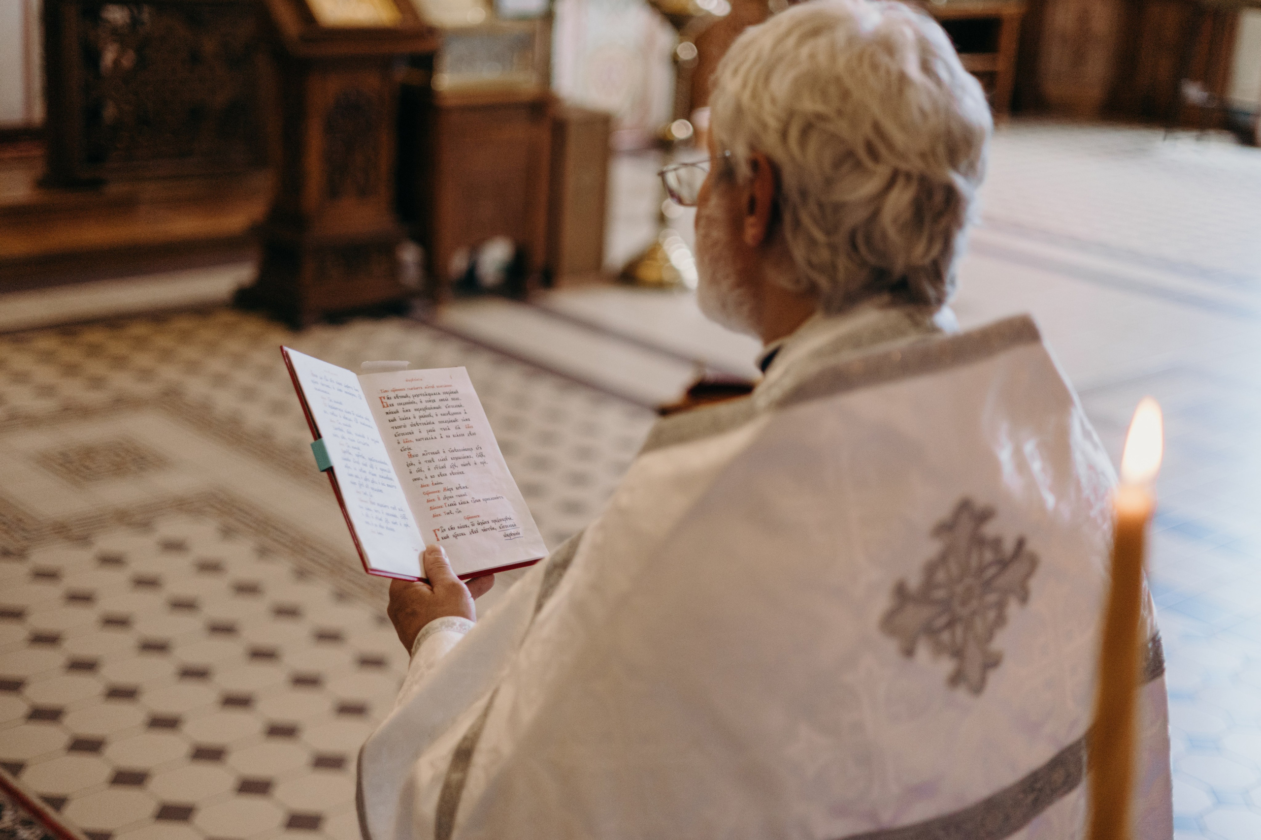 Венчание Храм-Иоанна Предтечи. Фотограф свадебный семейный в Красноярске Шукшина Наталья