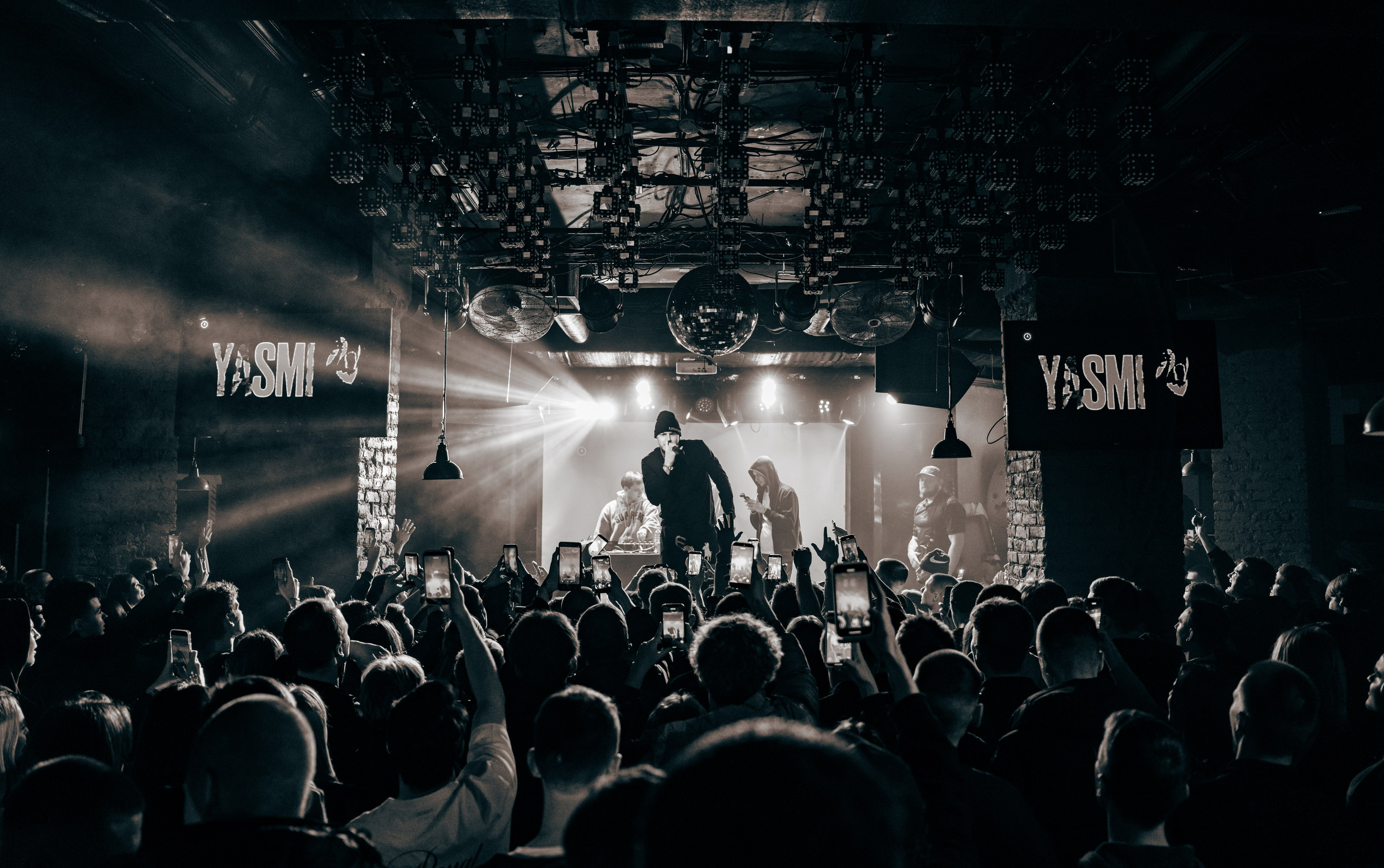 Yasmi / @Сержант Пеппер / Краснодар. Концертный фотограф в Краснодаре