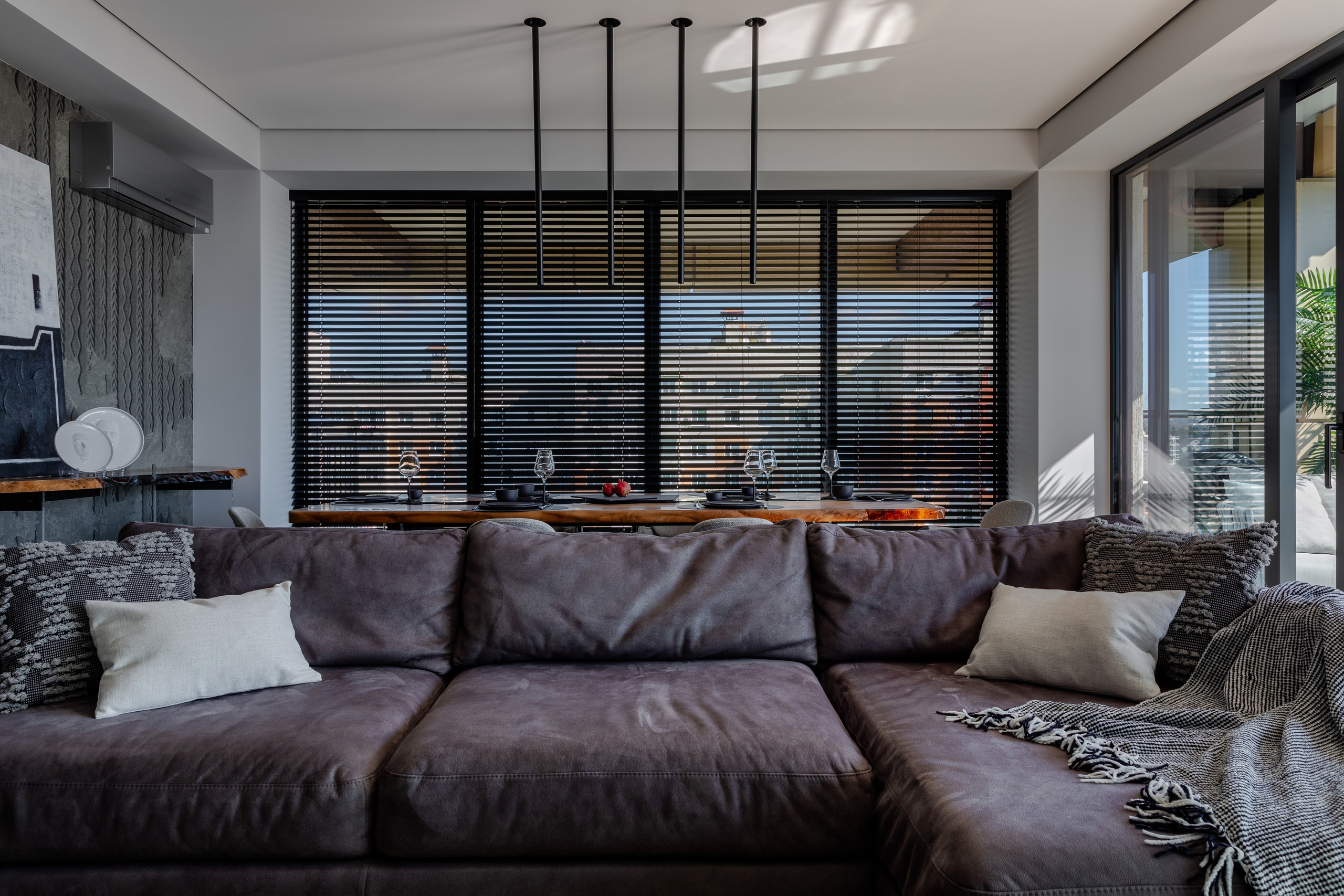 Интерьерная фотосъемка квартиры в ЖК «Беларусь», дизайн проект @regina_gard_. Интерьерный фотограф Москва