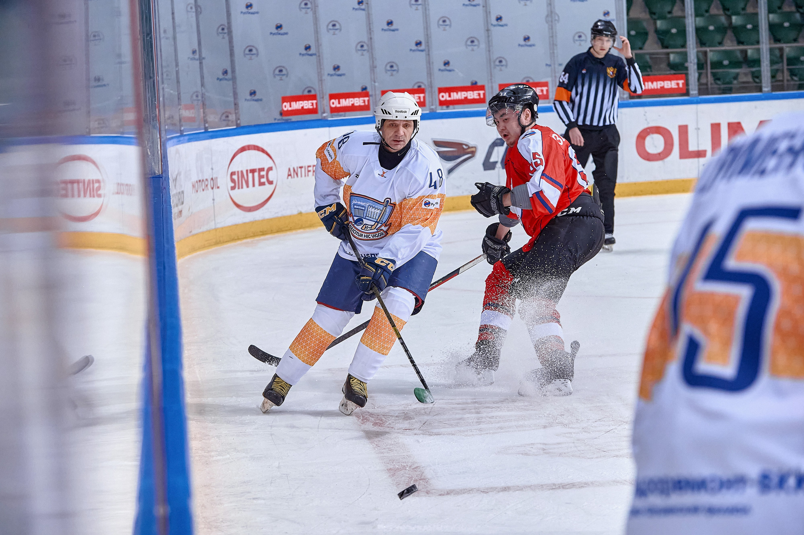 Платинум Арена — Хоккей — РусГидро. Фотограф Яковлев Роман — Красноярск