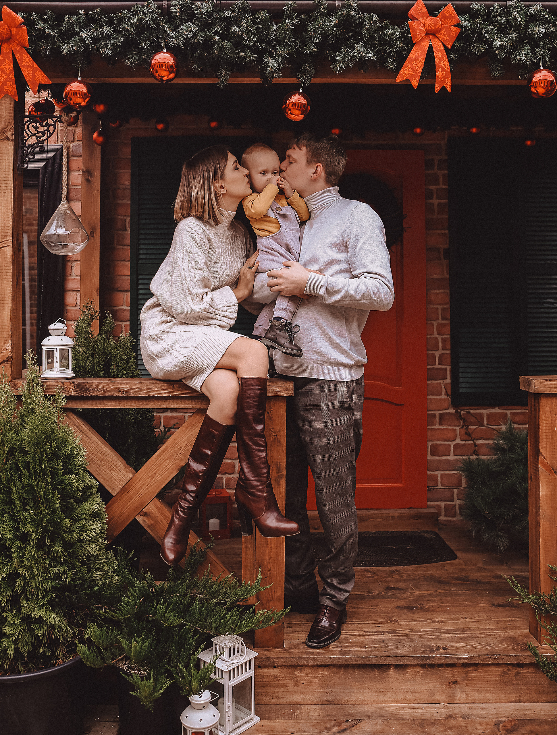Семейная съемка Тани, Дениса и Матвея в Loft1979. Фотограф в Краснодаре и Краснодарском крае