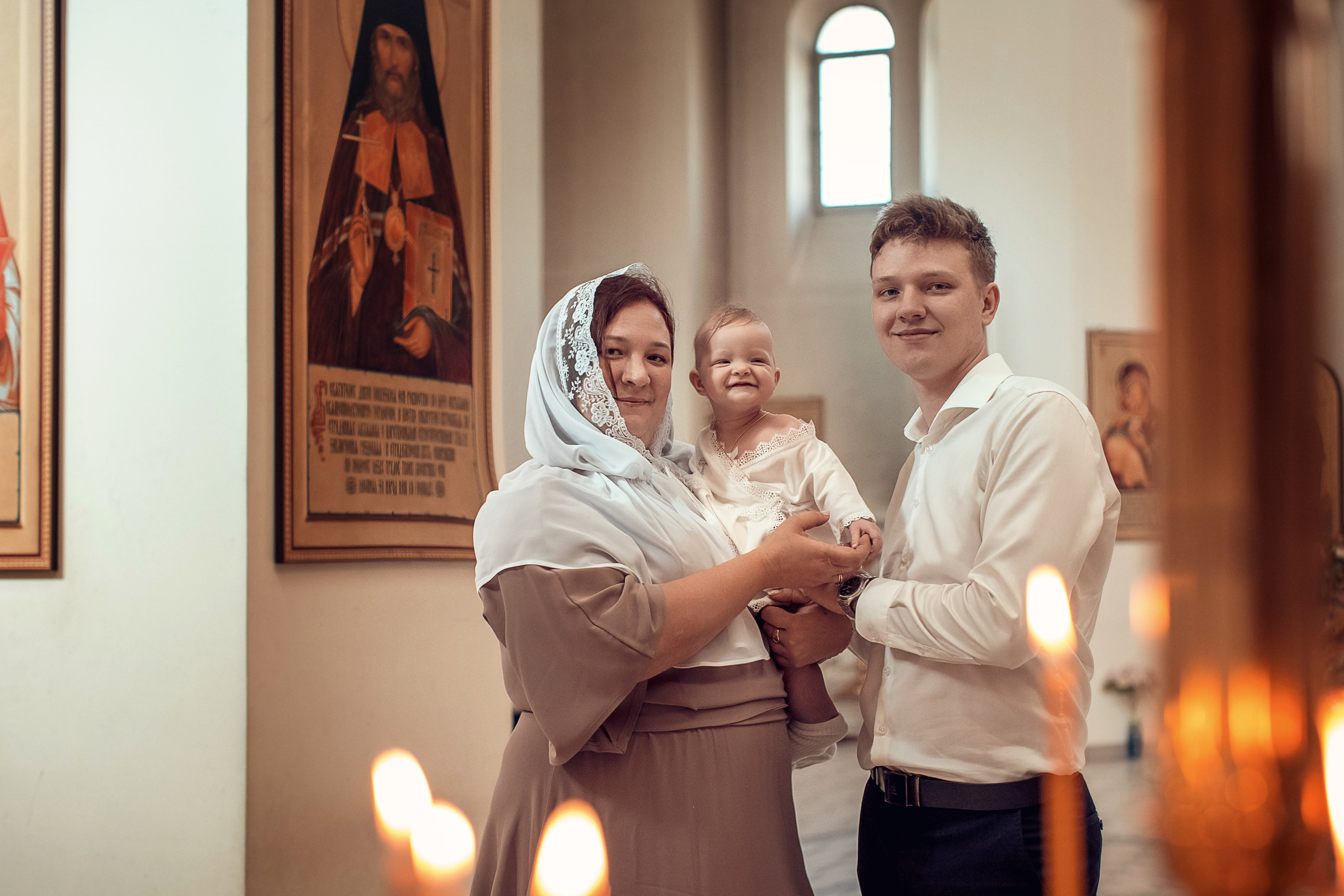 Крещение Евы в храме Спиридона Тримифунтского. Главная