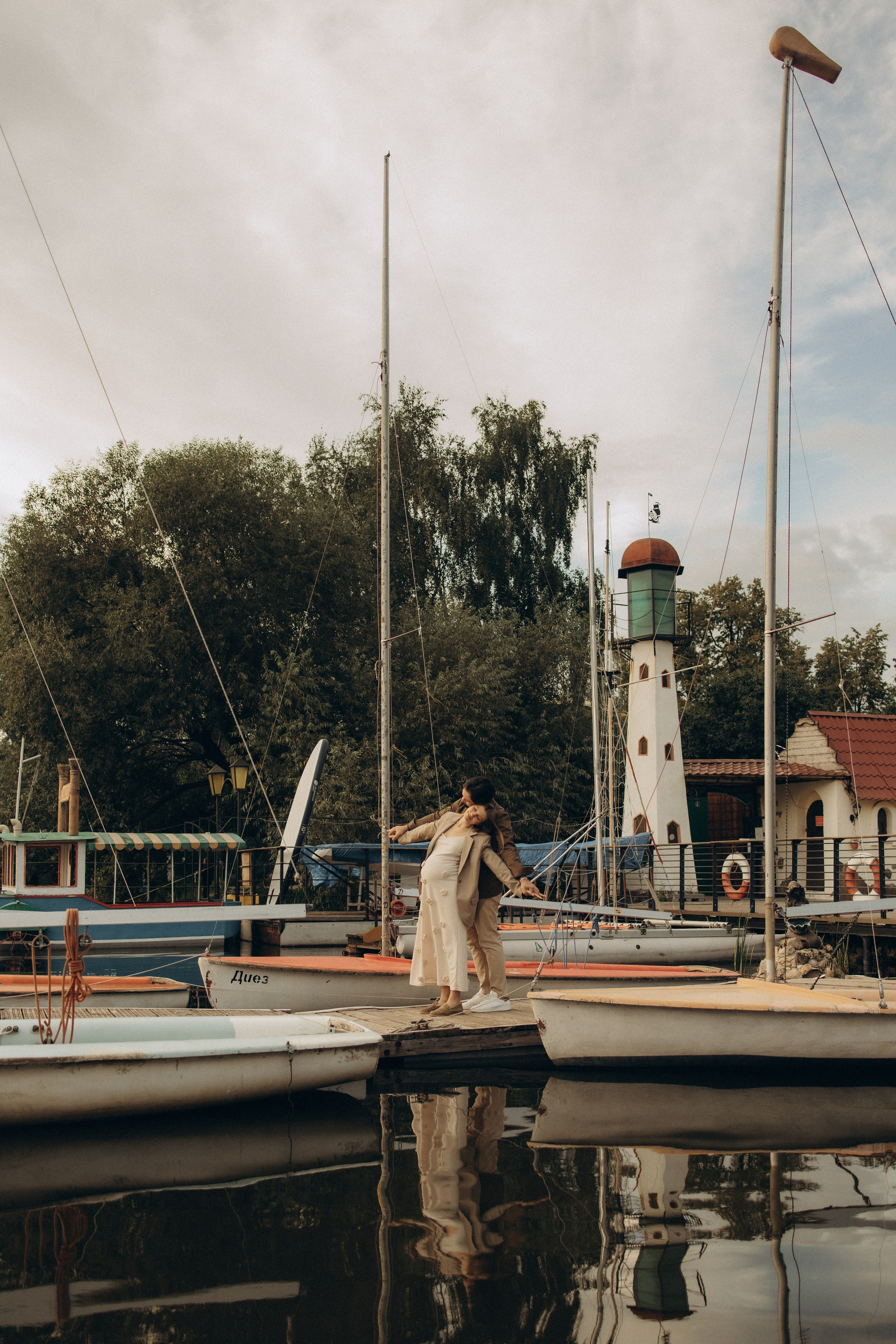 1 + 1 = 3. Фотокарточки о вас и о большой любви!