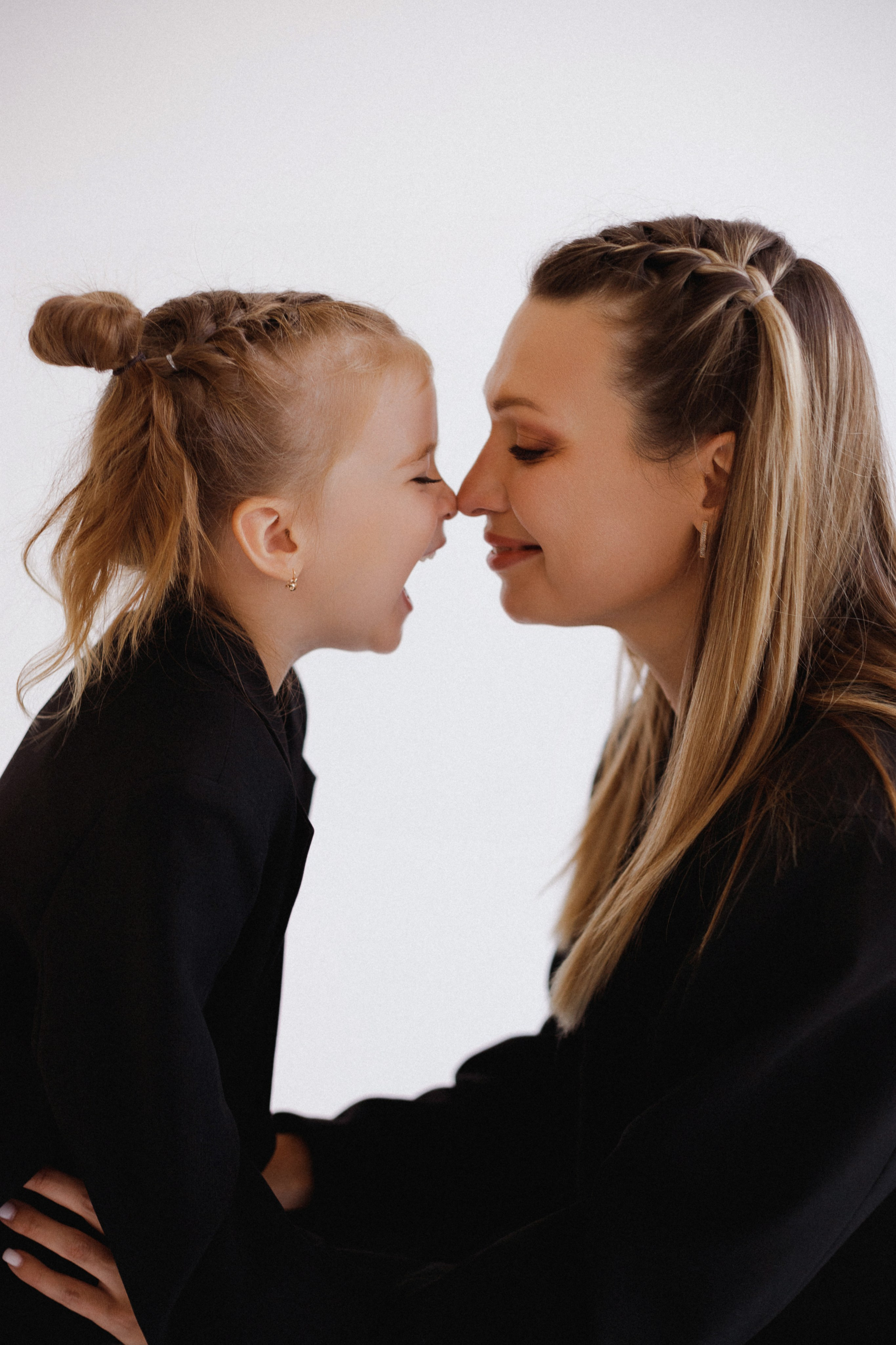 Виктория и София. Фотограф Александр Закадычный | Таганрог