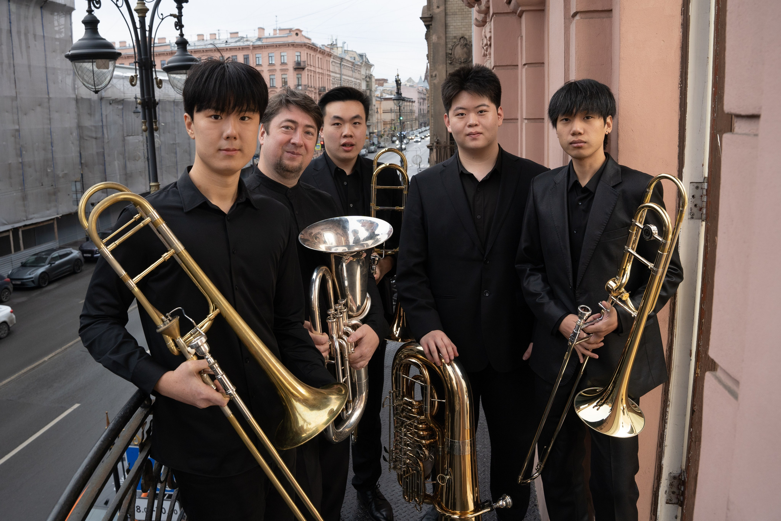 Музыканты на балконе. Портретный фотограф из Санкт-Петербурга Наталья Бялая