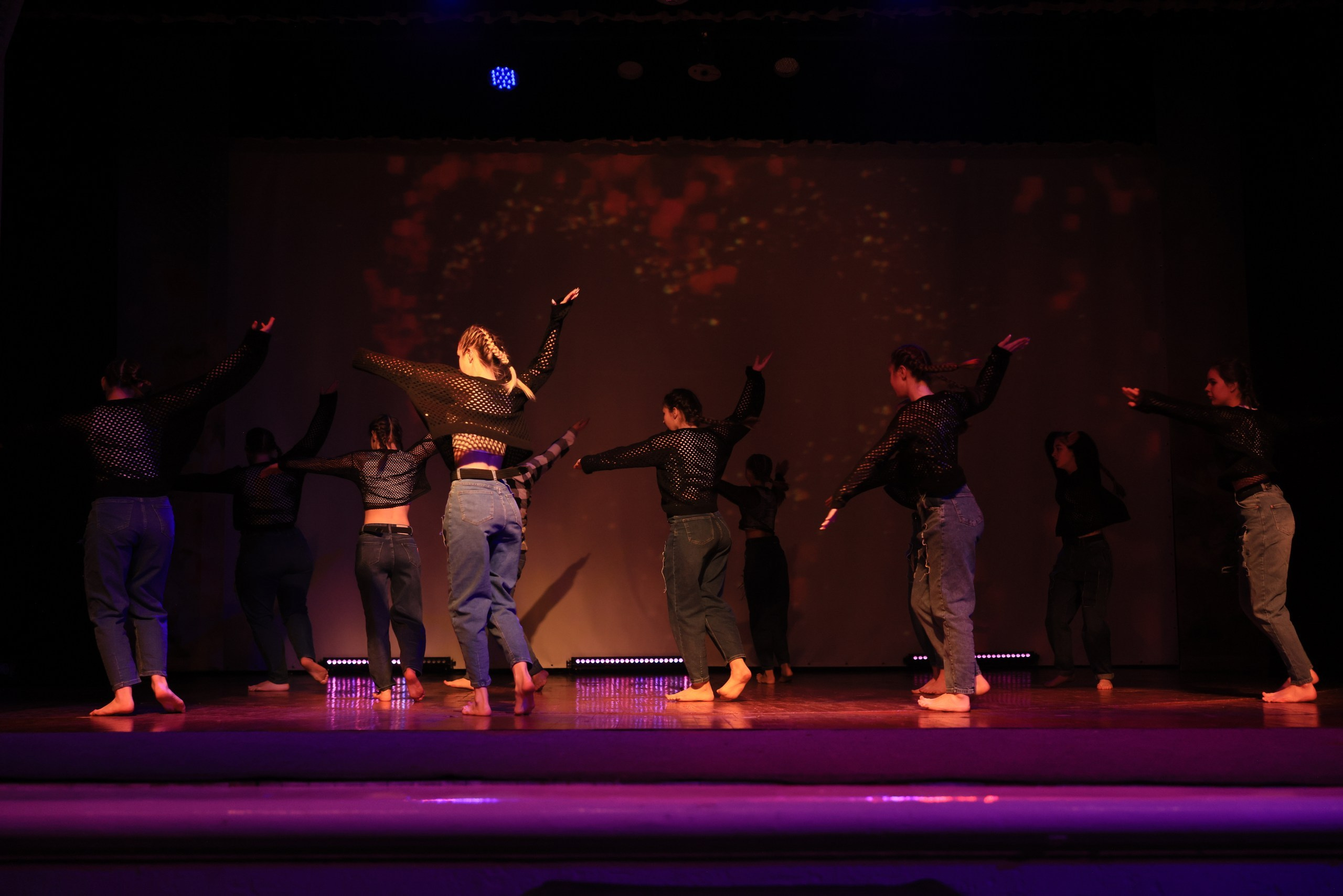 Концерт к 8 Марта в ДК «Металлург» г. Тула. Фотограф в Туле Крупский АнДРей. Фотостудия «КАДР71» в Туле