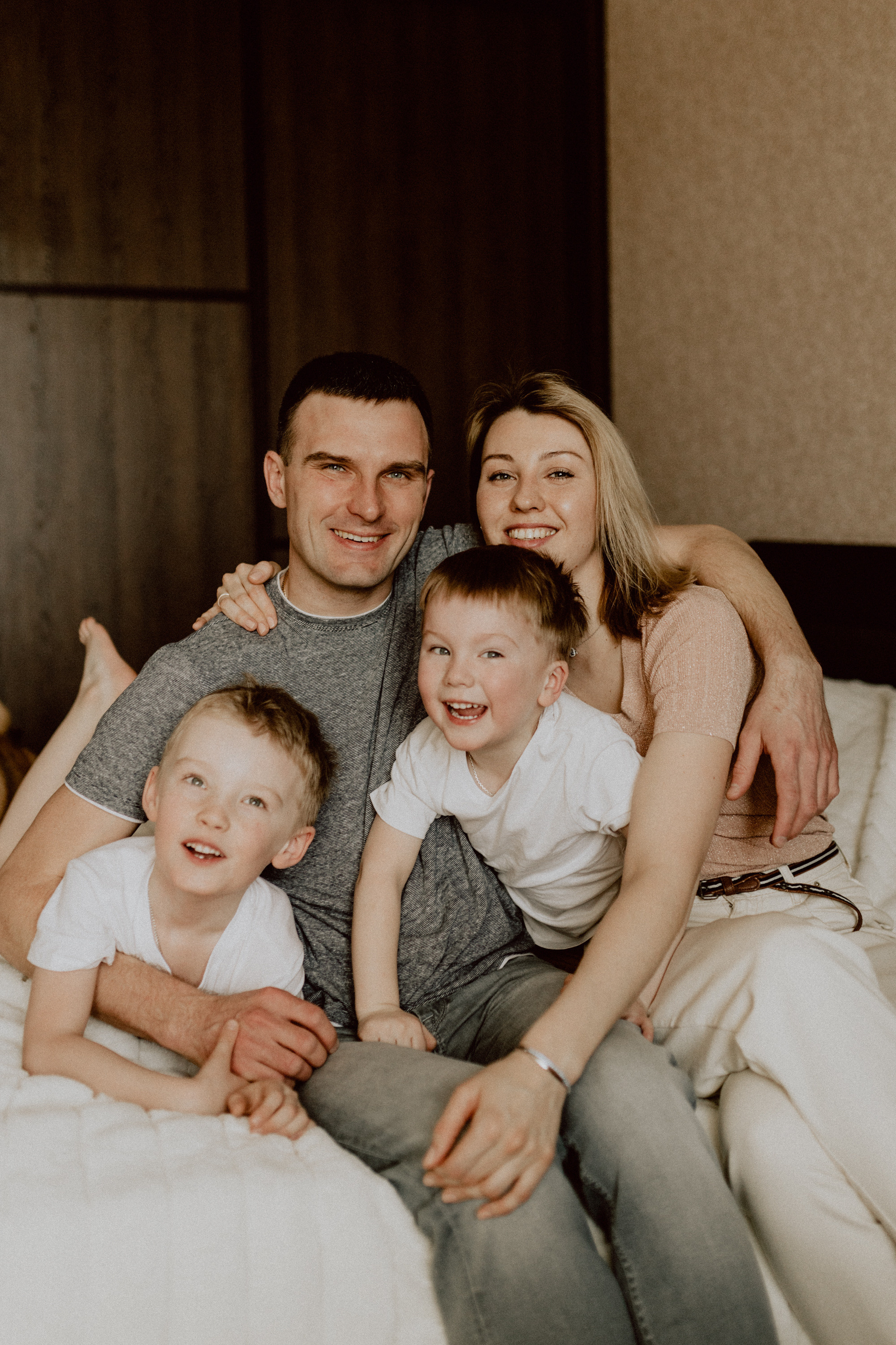 Нина с семьей. Семейный, детский фотограф, видеограф. Город Владивосток Рубцова Юлия