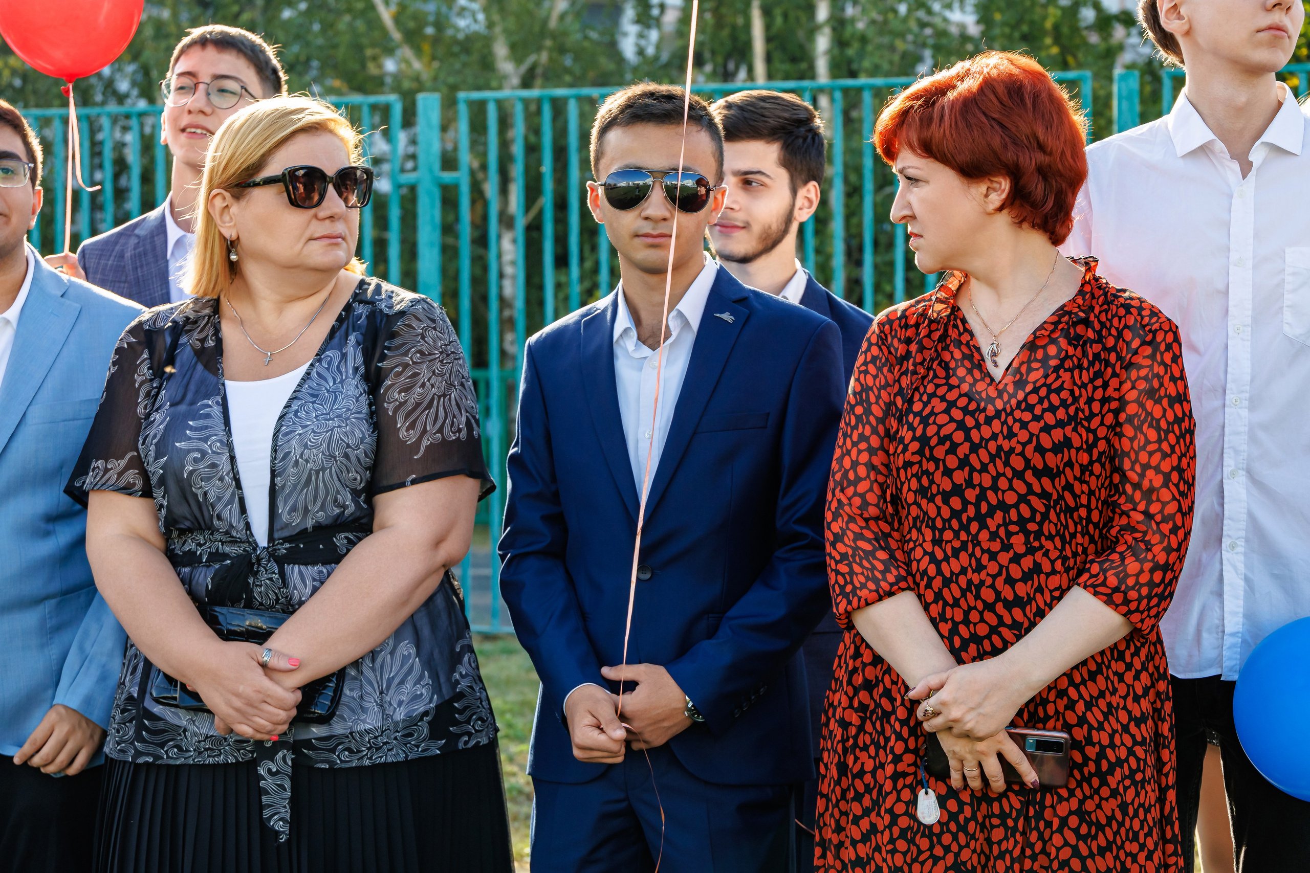 Линейка. 1 сентября. Выпускные альбомы в Москве и Московской области