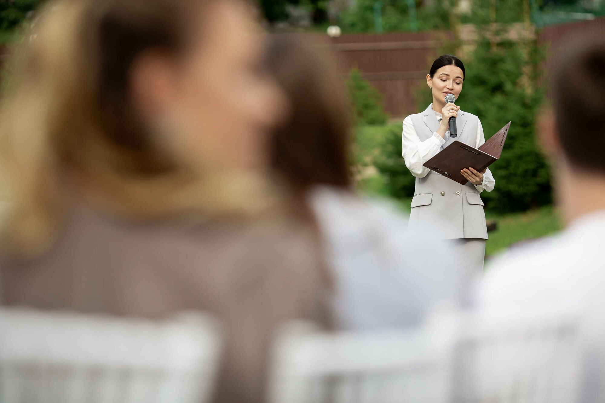 Стильная свадьба со сборами в гостинице Эрмитаж. Свадебный фотограф в Санкт-Петербурге и Москве Андрей Нестеров