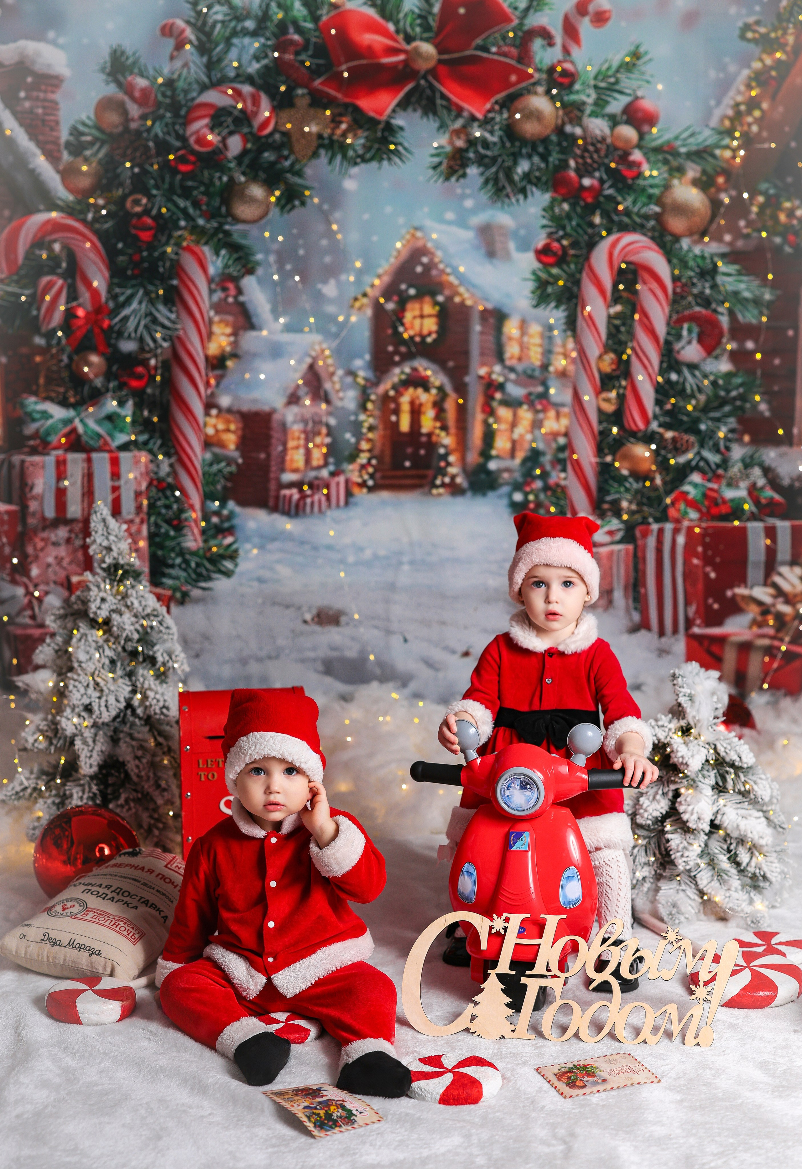 Антураж НОВЫЙ ГОД 2025