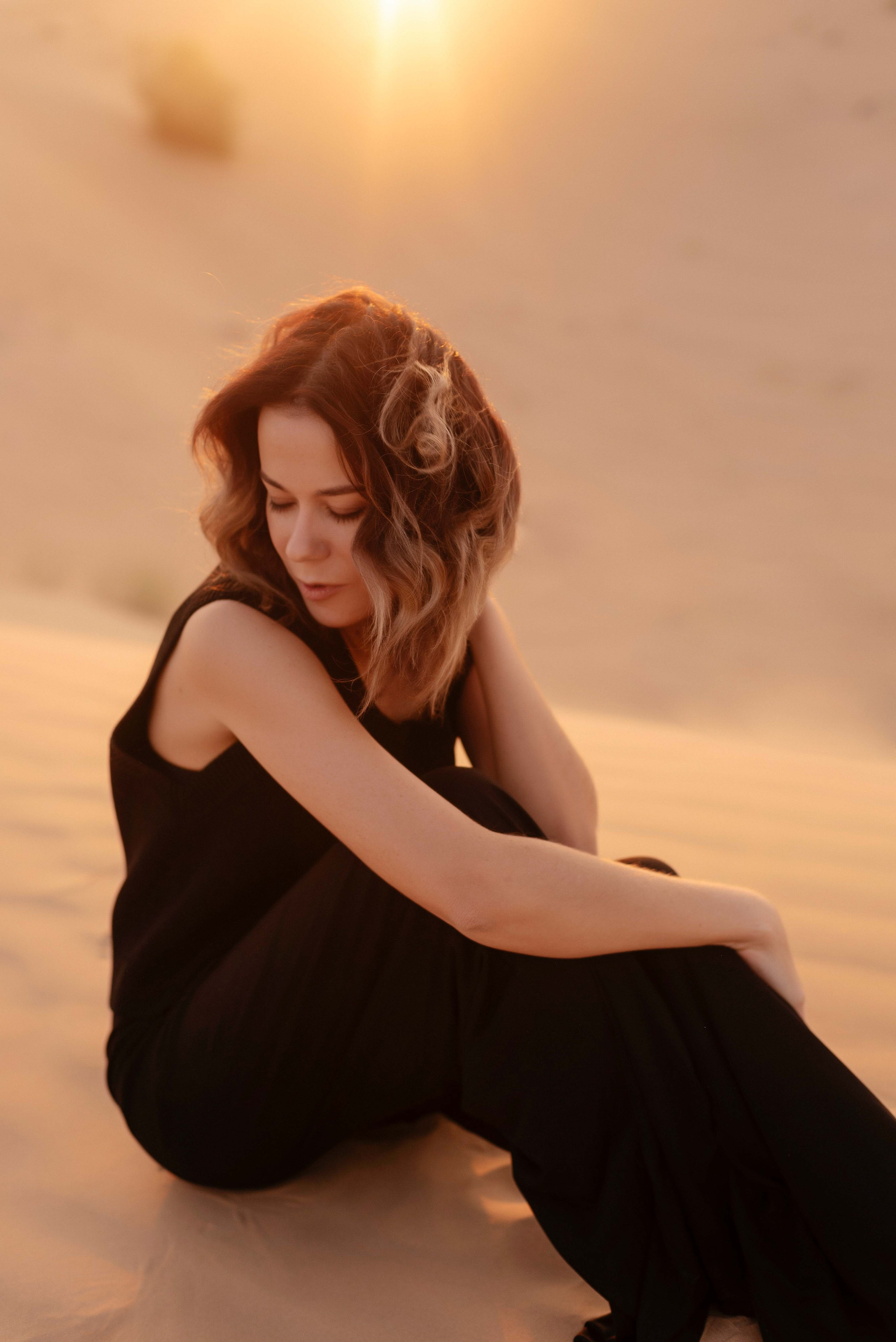 Наташа в пустыне 22 год. Фотограф и видеограф в Москве и Абу Даби Мария Кулагина