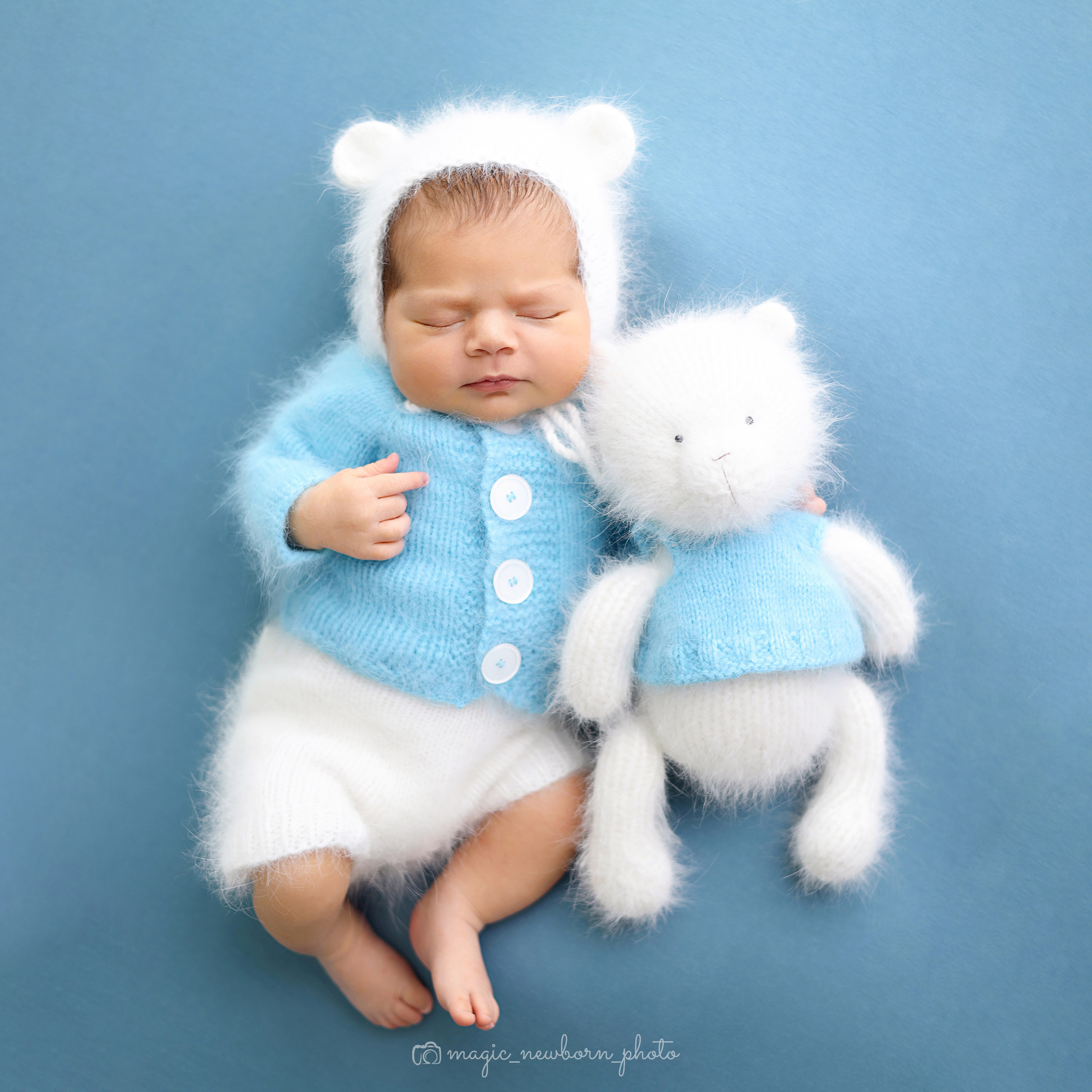 Каталог костюмчиков для новорожденных мальчиков. Фотограф новорожденных Москва. Ньюборн фотограф Москва