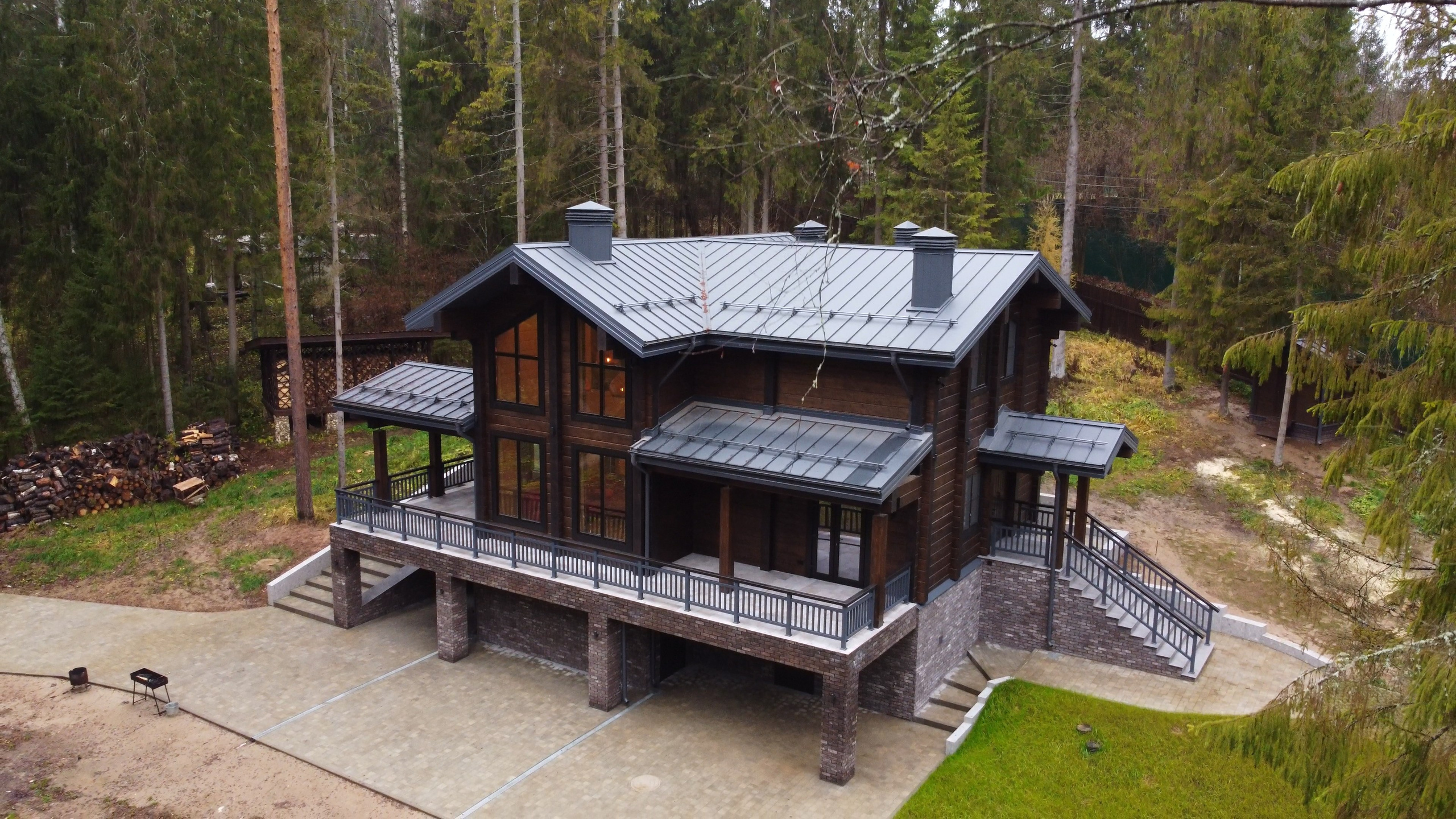 Недвижимость. Видеограф Иван Серов