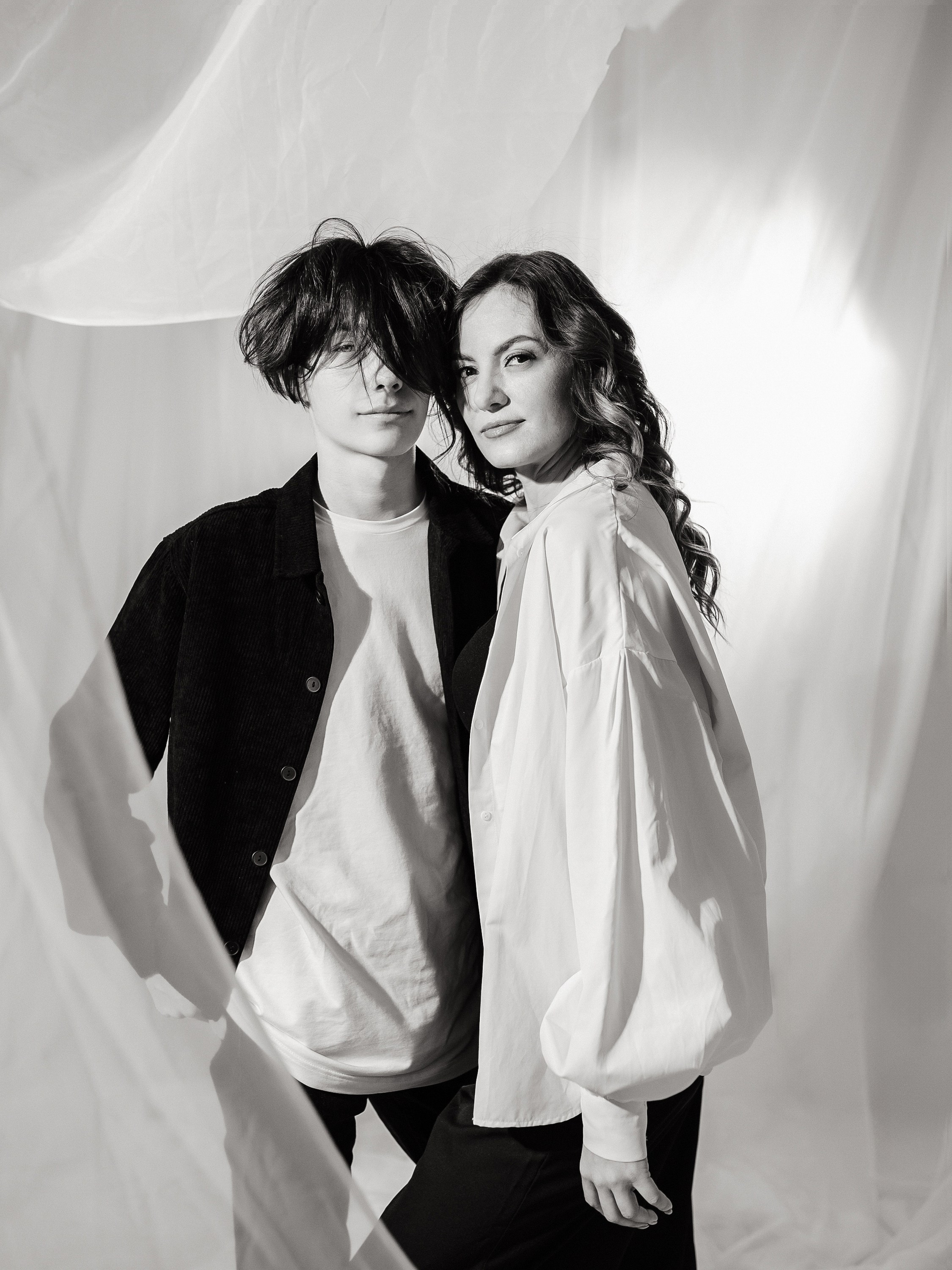 Фотосессия мама и сын в студии — семейные портреты Новосибирск