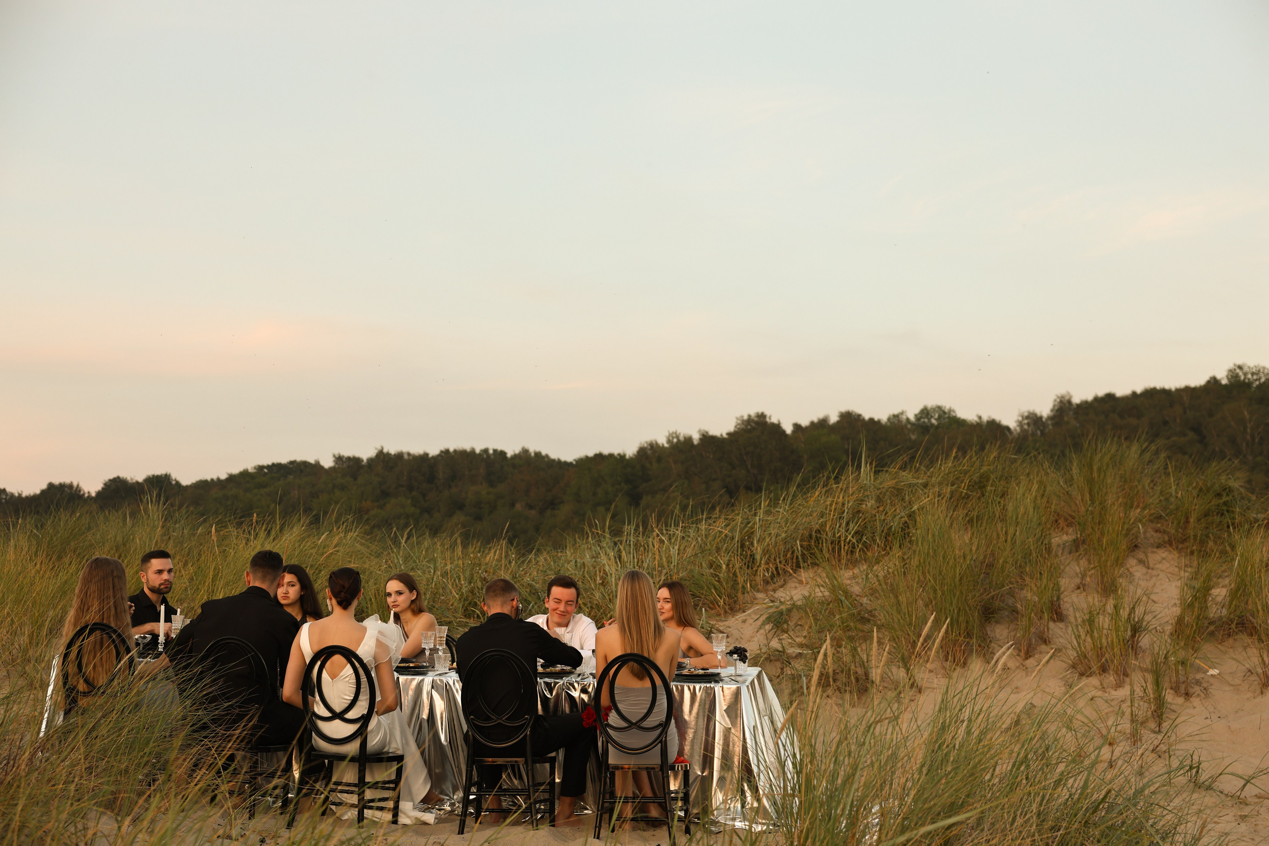 Камерная свадьба на берегу моря. Свадебный фотограф