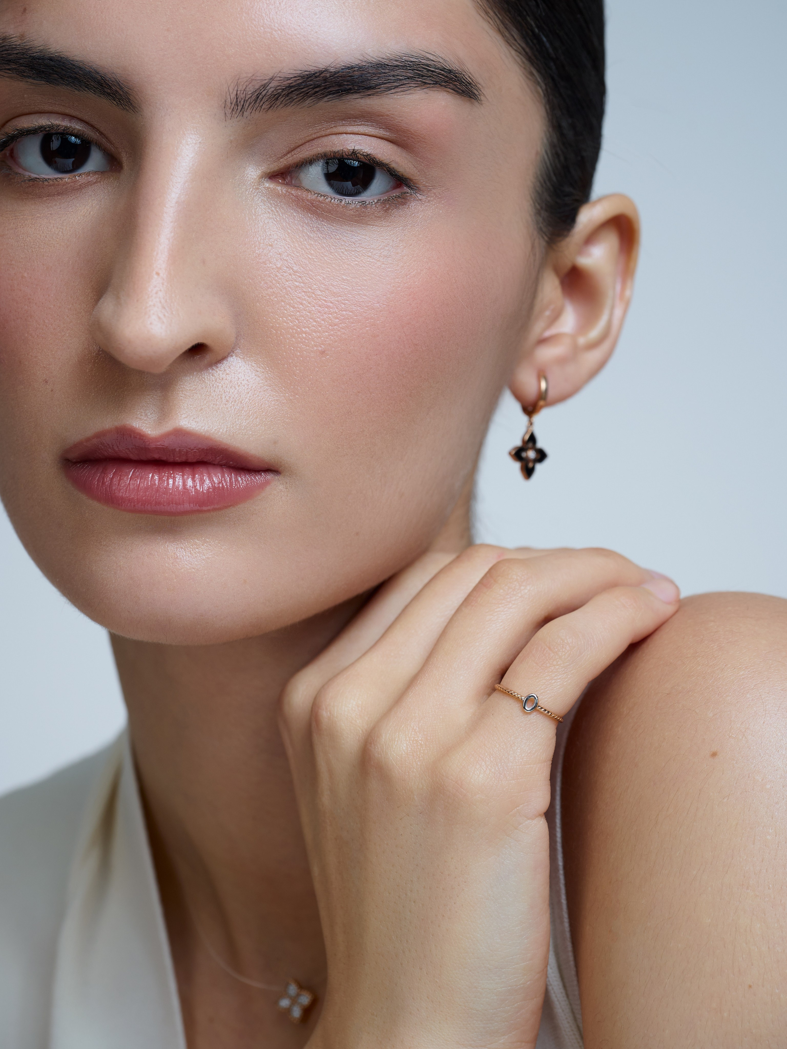 Каталог для бренда AllTime. Фотограф для брендов в Москве Ксения Чупрунова