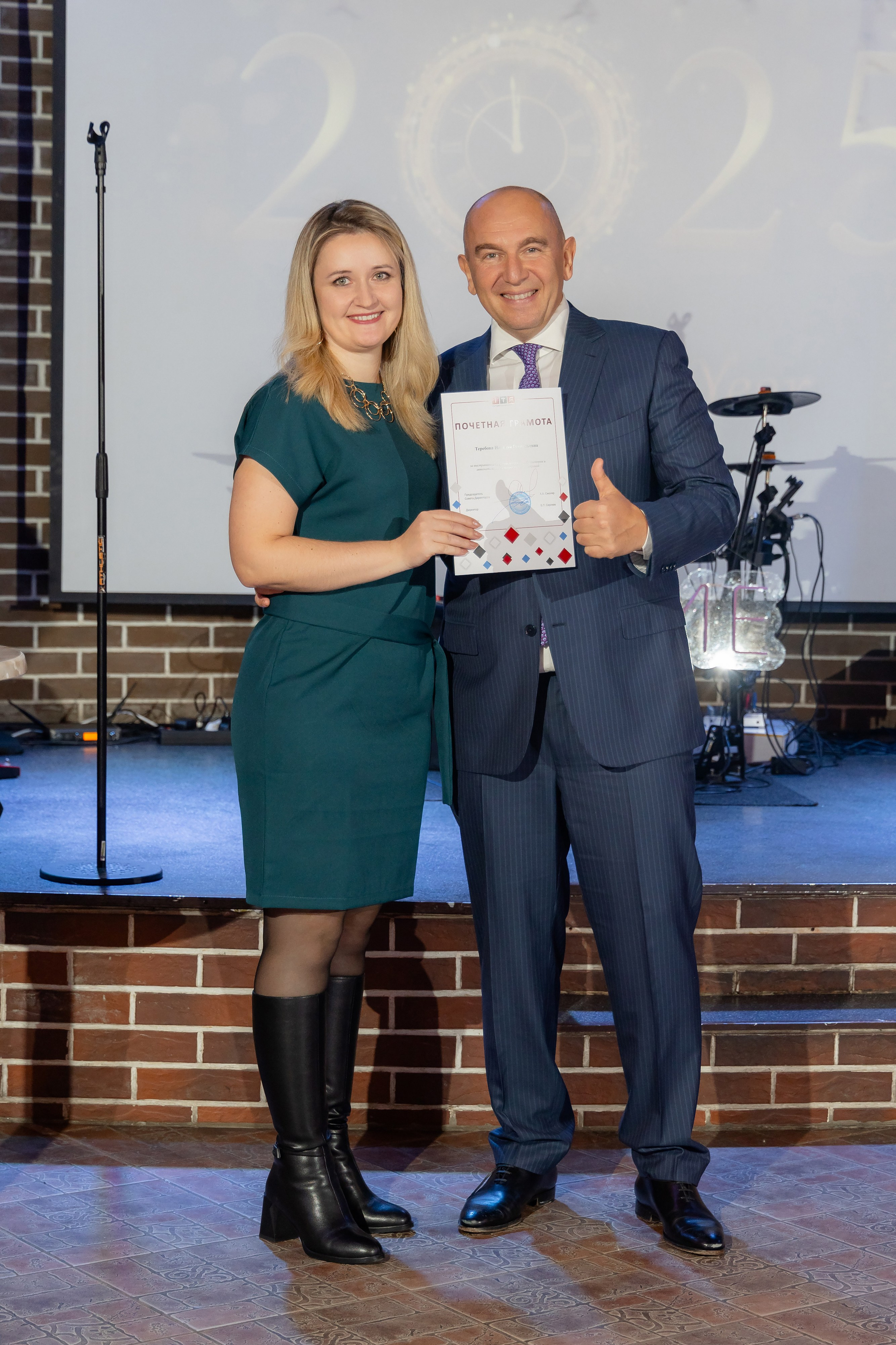 Корпоративная новогодняя съемка для логистической компании ИТА. Свадебный фотограф в Минске/Беларуси Сергей Спиридонов