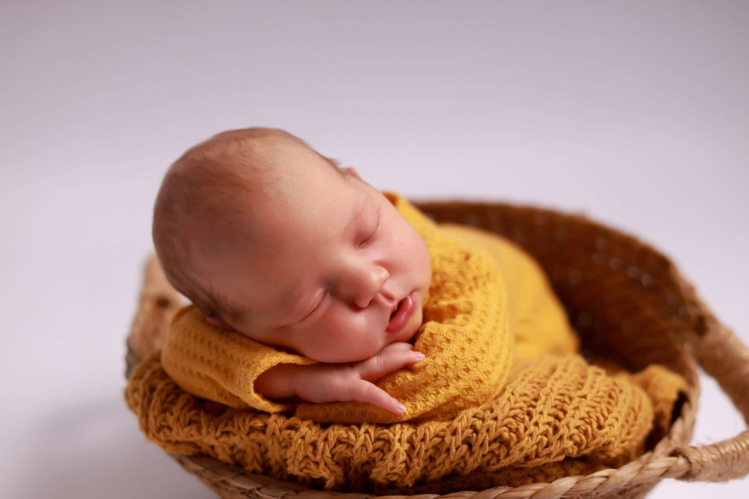 Ньюборн съёмка в студии. Семейный и Детский фотограф в Краснодаре Дарья Насаченко