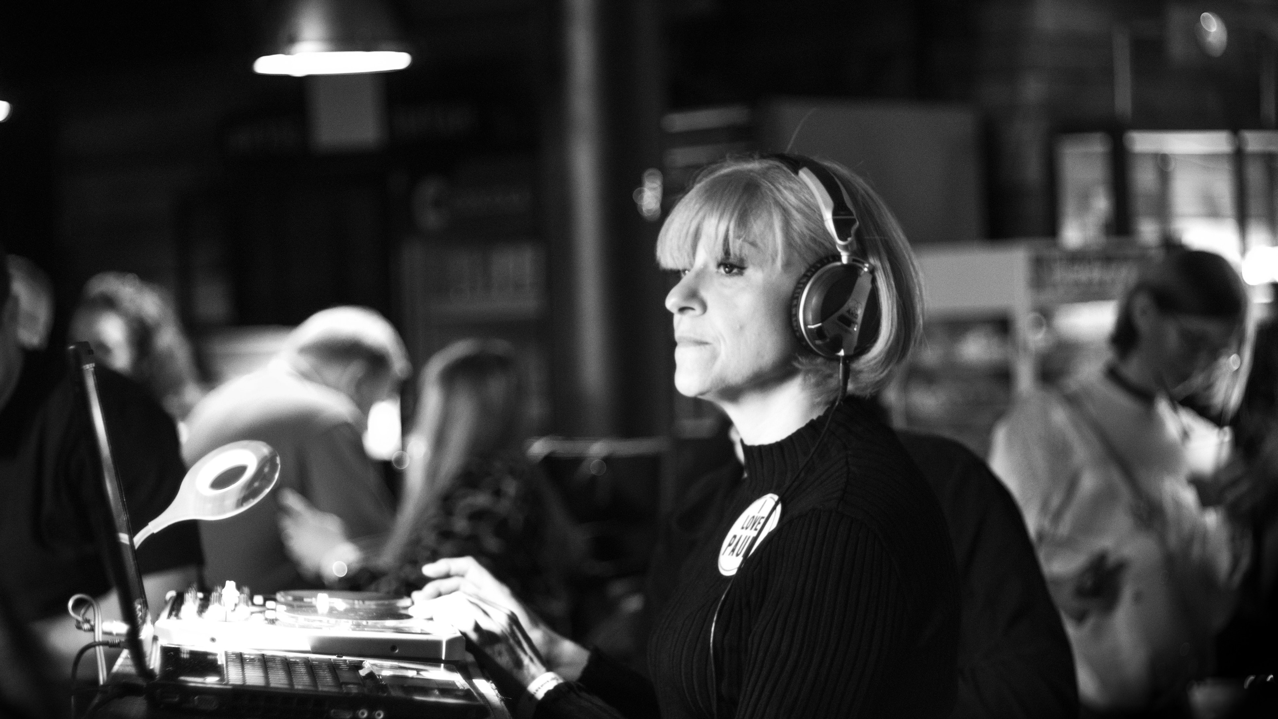 ПОРТРЕТЫ. ПОБУДЬ ЗДЕСЬ И ЦЕЛЕЕ БУДЕТ ЭТОТ МИР