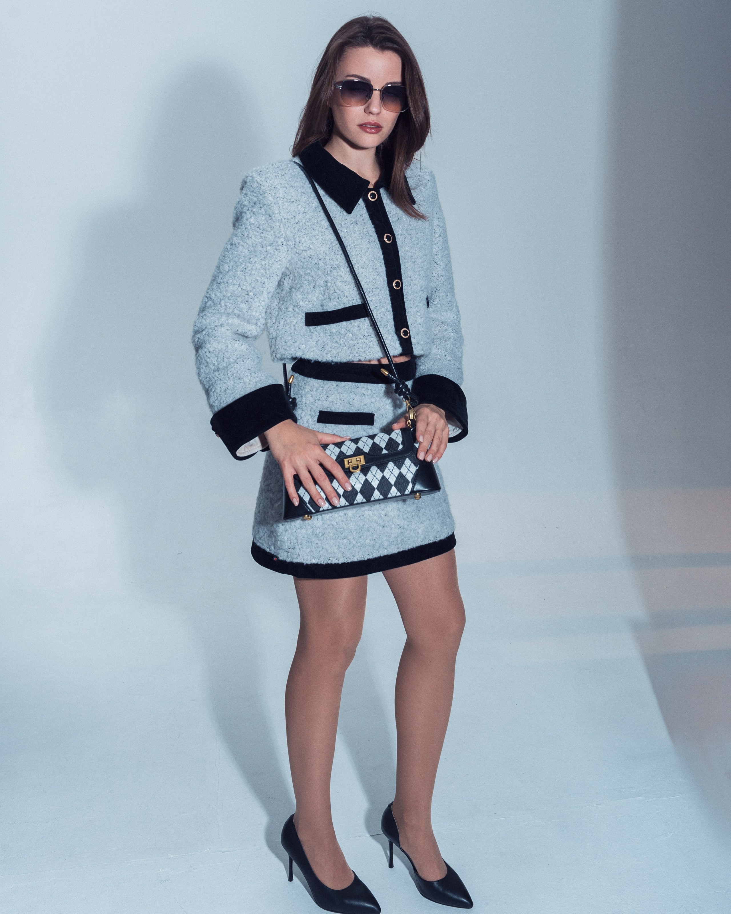 Фотосъемка для рекламы одежды и аксессуаров в Гуанчжоу, Китай