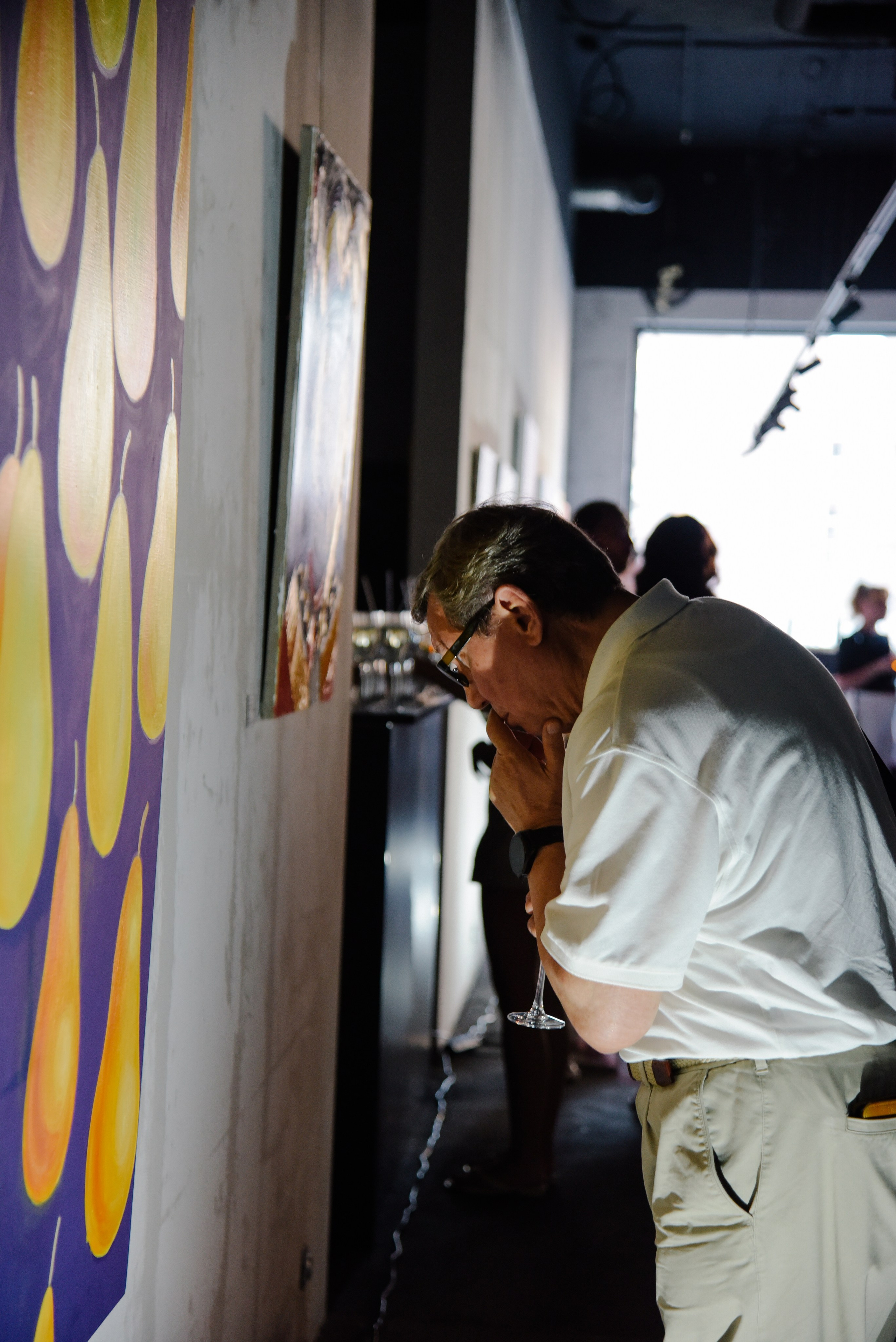 Александр Дильбази Игра взглядов в гранатовом саду. Фотограф Лола Волна, город Москва