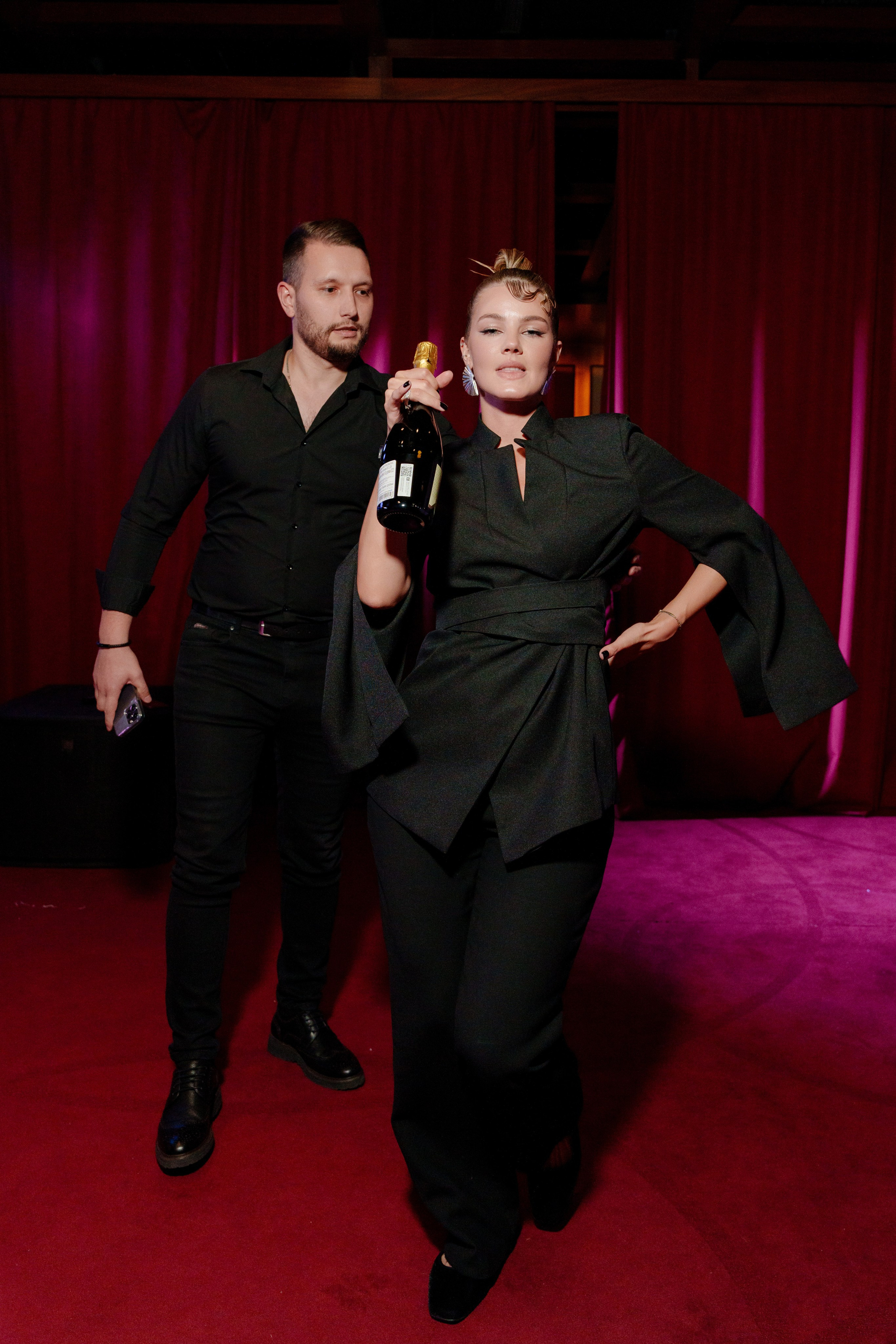 Репортажный фотограф на день рождения в ресторане KAI. Репортажный фотограф Москва Сергей Дружинин