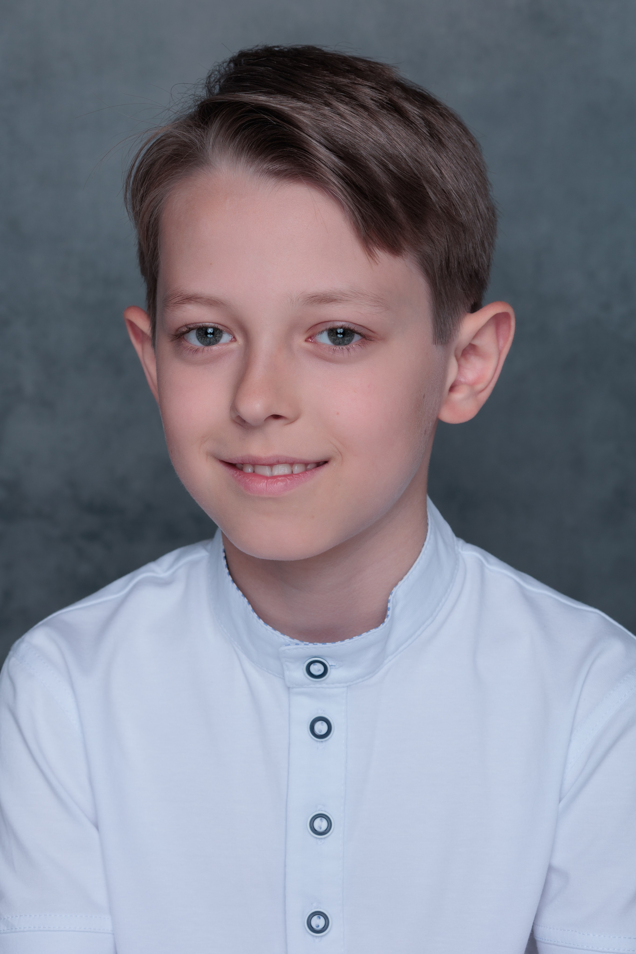 ЛЁША. Я фотограф из Москвы к Вашим услугам