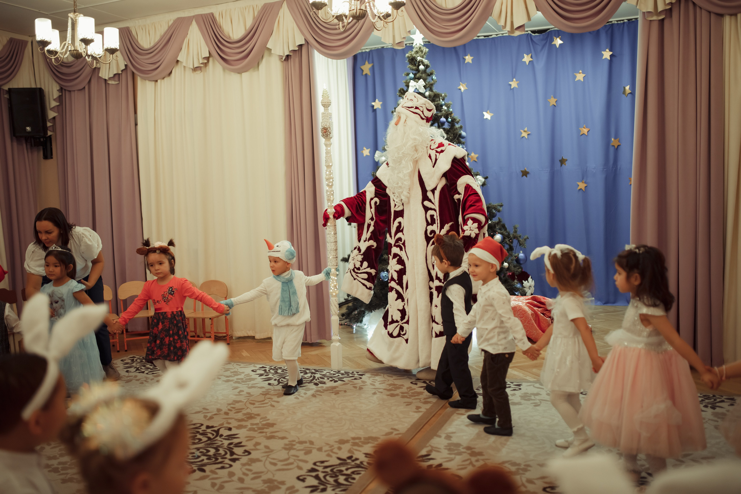 Новогодний утренник в детском саду. Семейный и детский фотограф в Москве Дорогова Екатерина