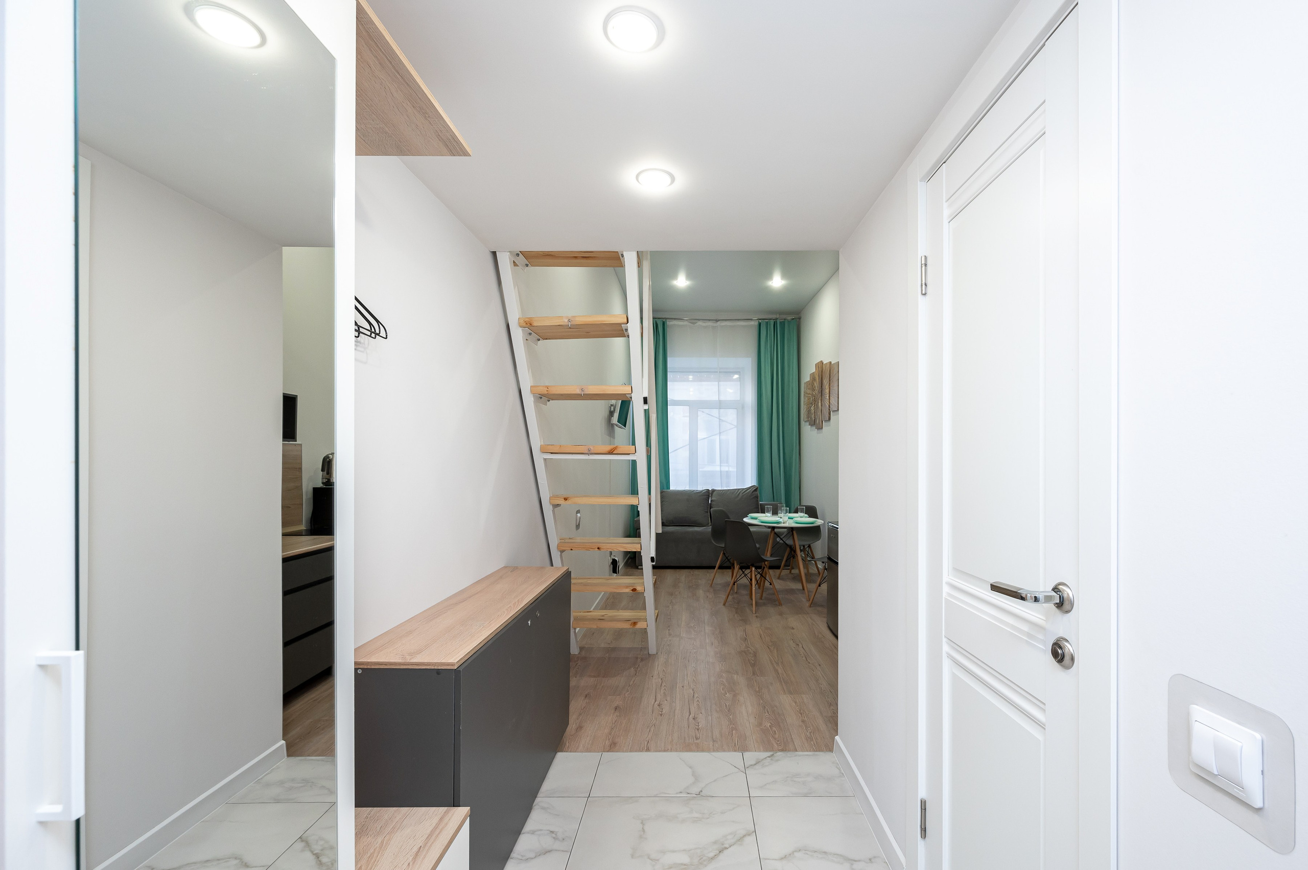 Студия на Коломенской. Интерьерный фотограф. Фото- видеосъемка недвижимости Санкт-Петербург