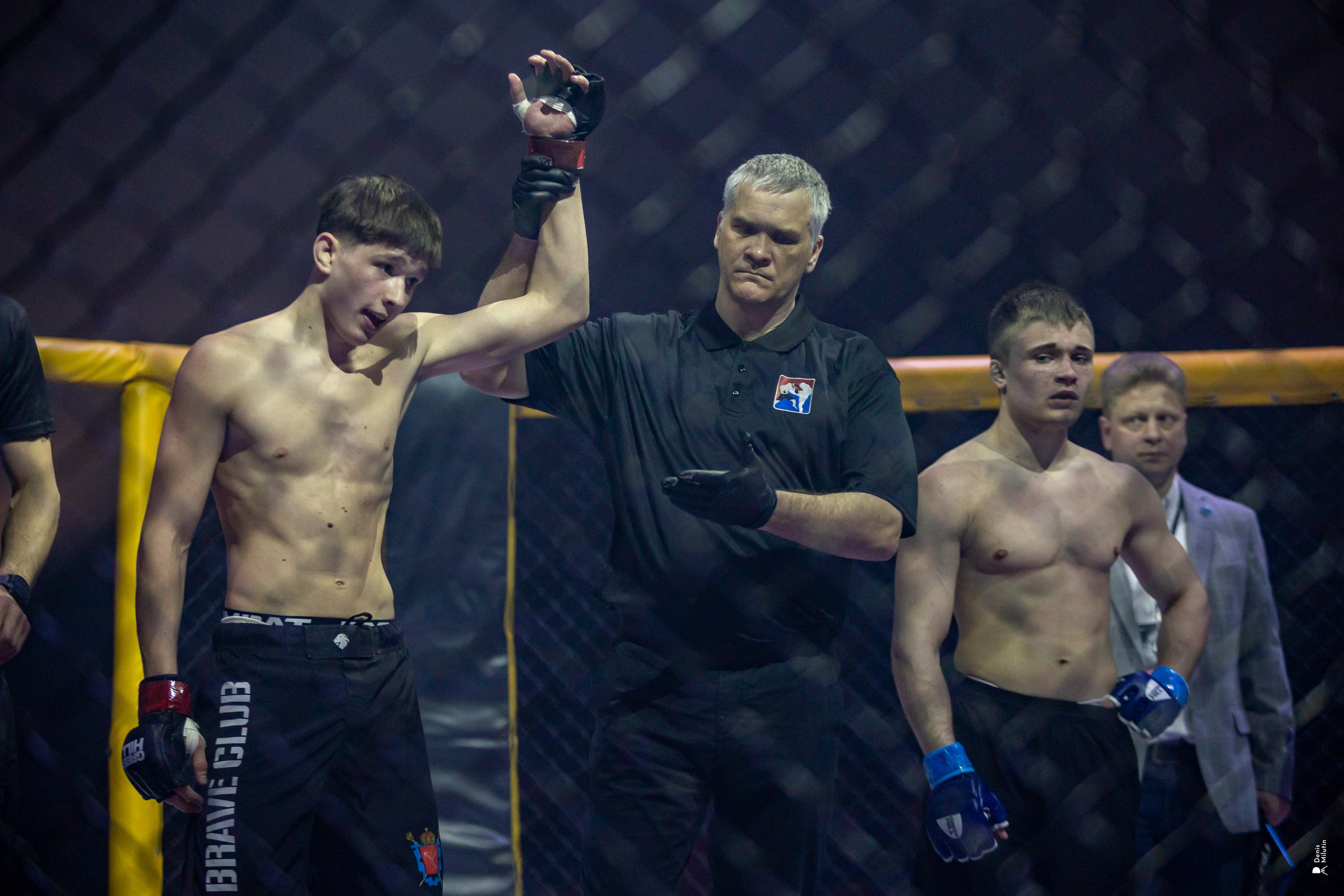 Бои в клетке «Северный Воин». Портретный фотограф Денис Милютин