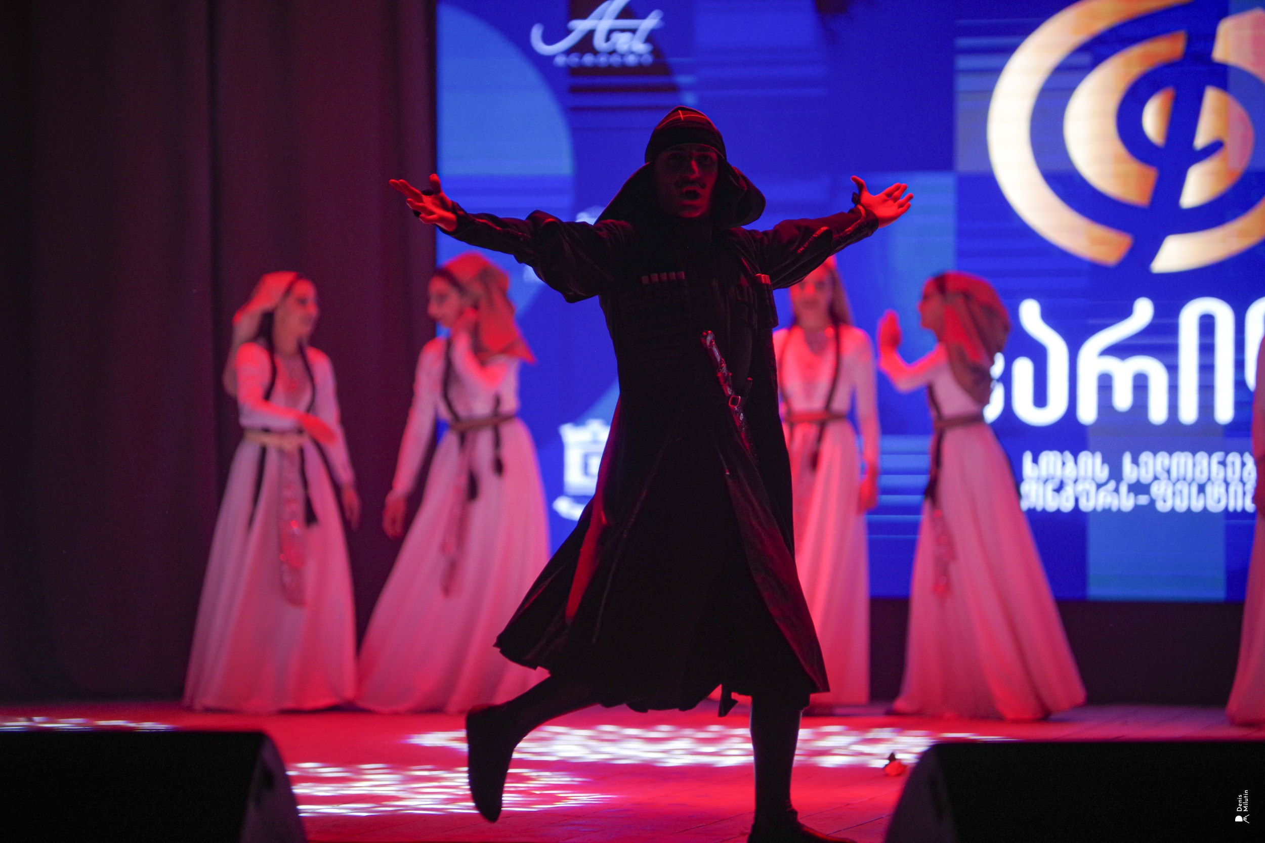 Танцы в Хоби. Портретный фотограф Денис Милютин