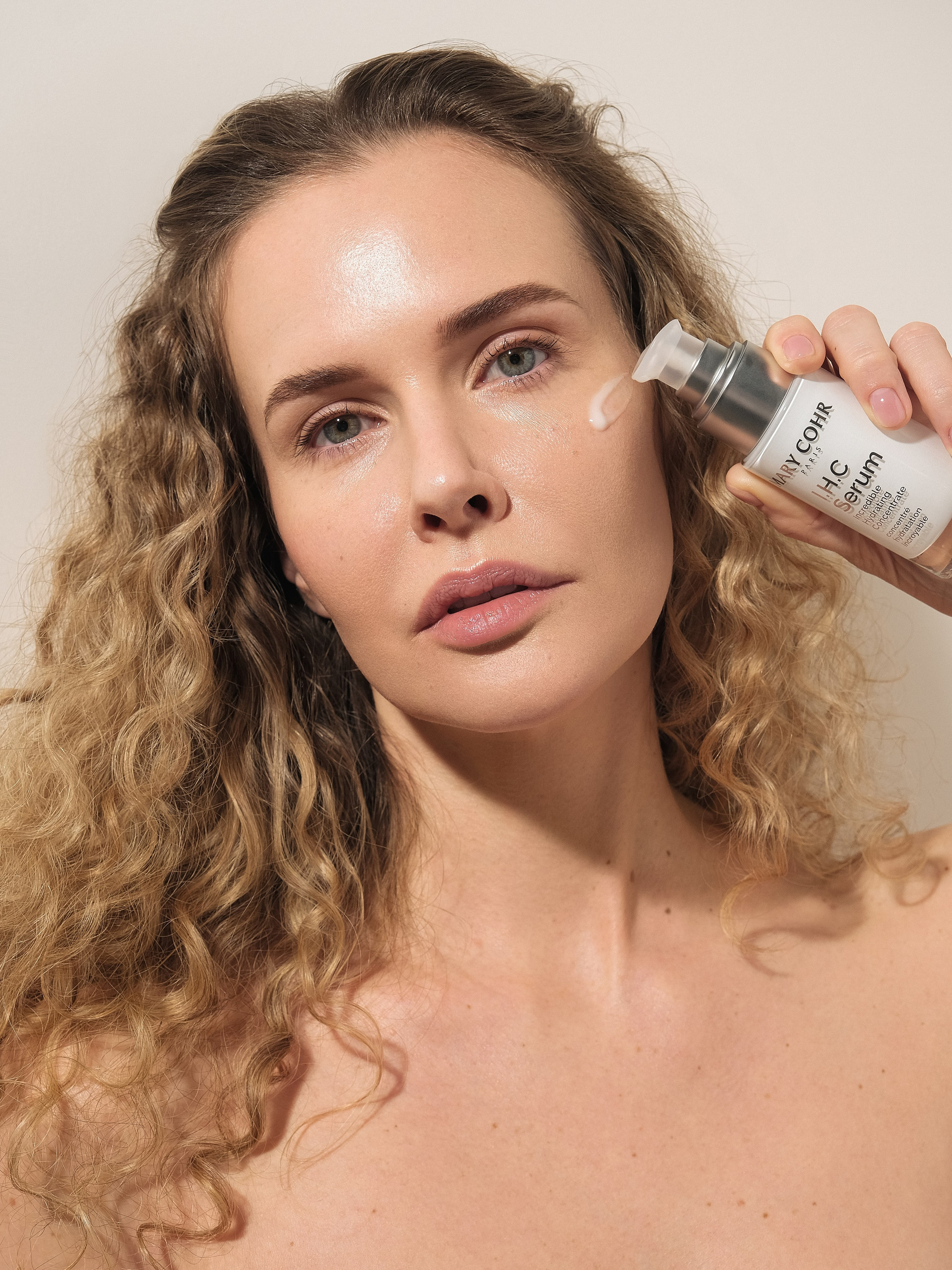 Mary Cohr. CHRISTINA GRIG // photographer, content creator