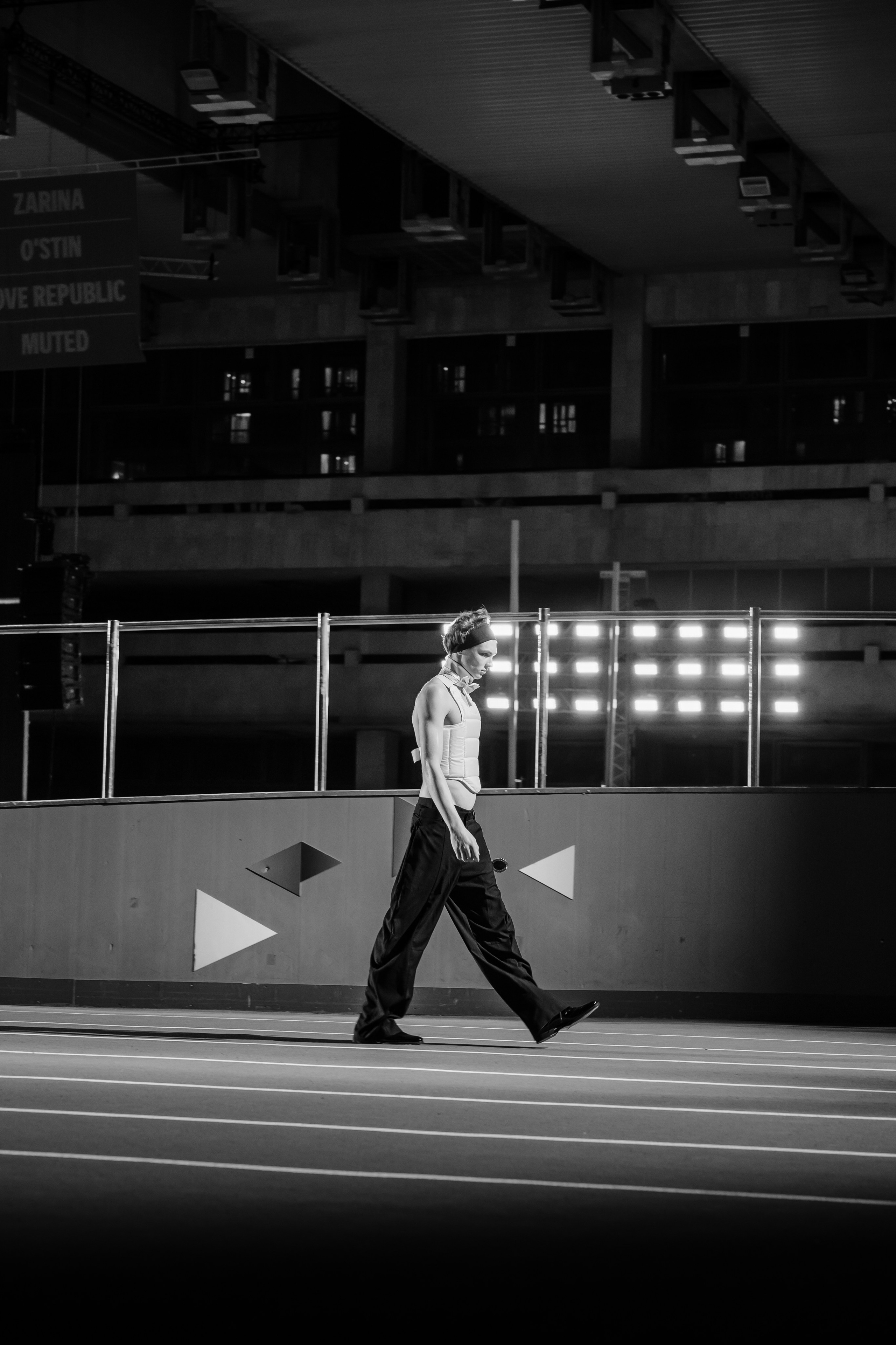 YANDEX FASHION SHOW SS’26. Репортажный фотограф в Москве Саша Дружинина