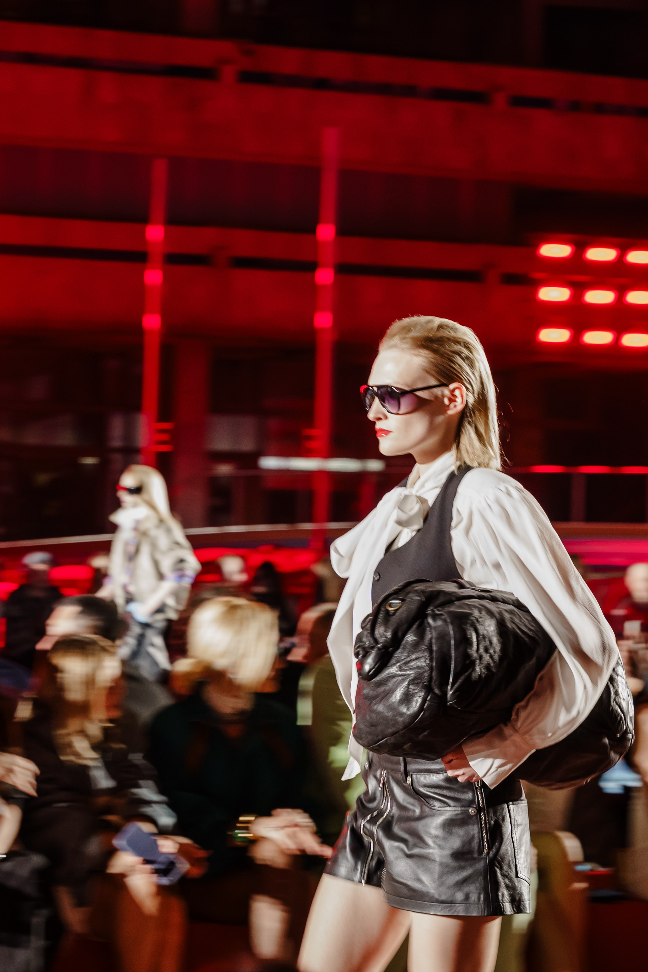 YANDEX FASHION SHOW SS’26. Репортажный фотограф в Москве Саша Дружинина