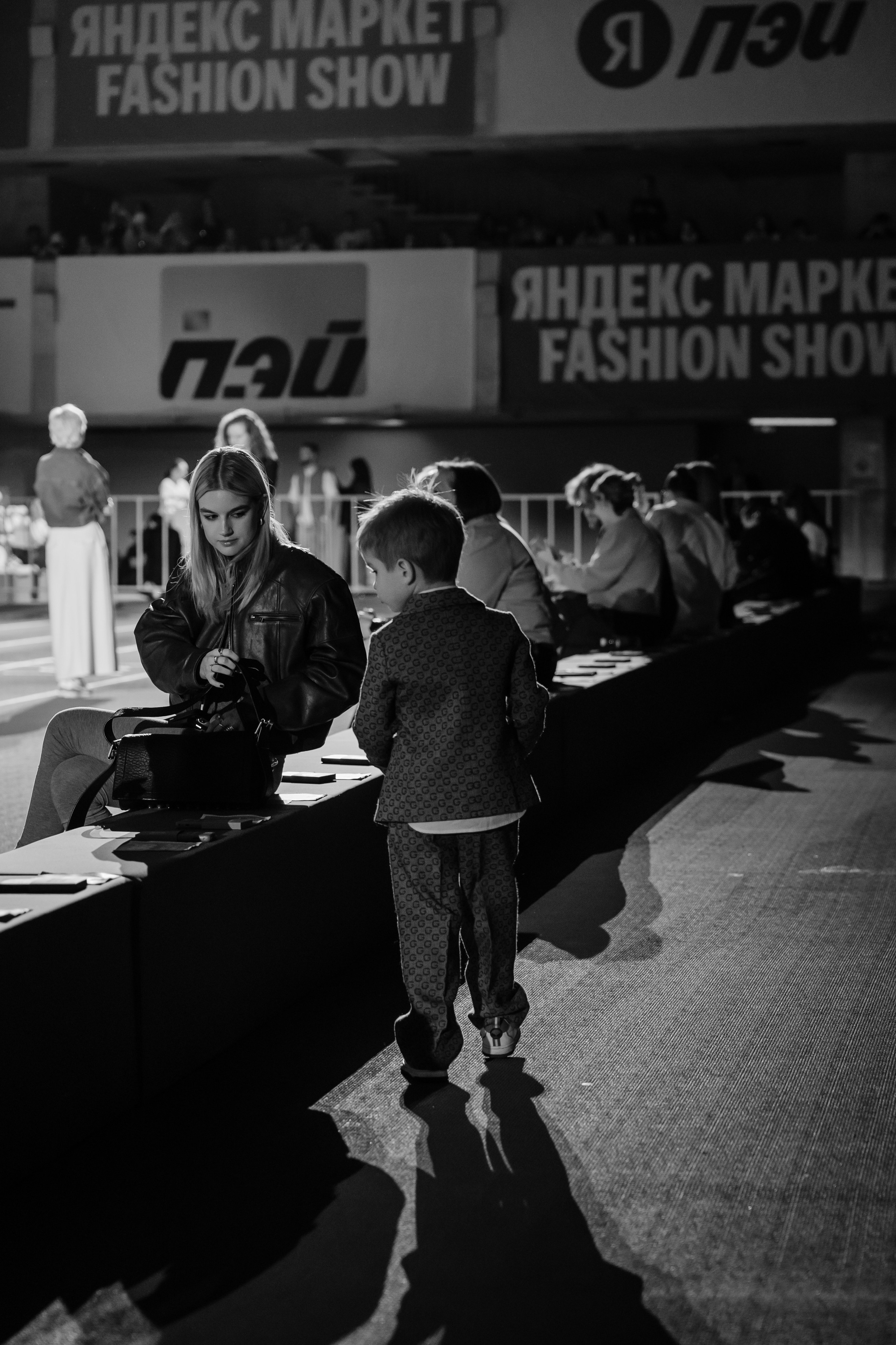 YANDEX FASHION SHOW SS’26. Репортажный фотограф в Москве Саша Дружинина