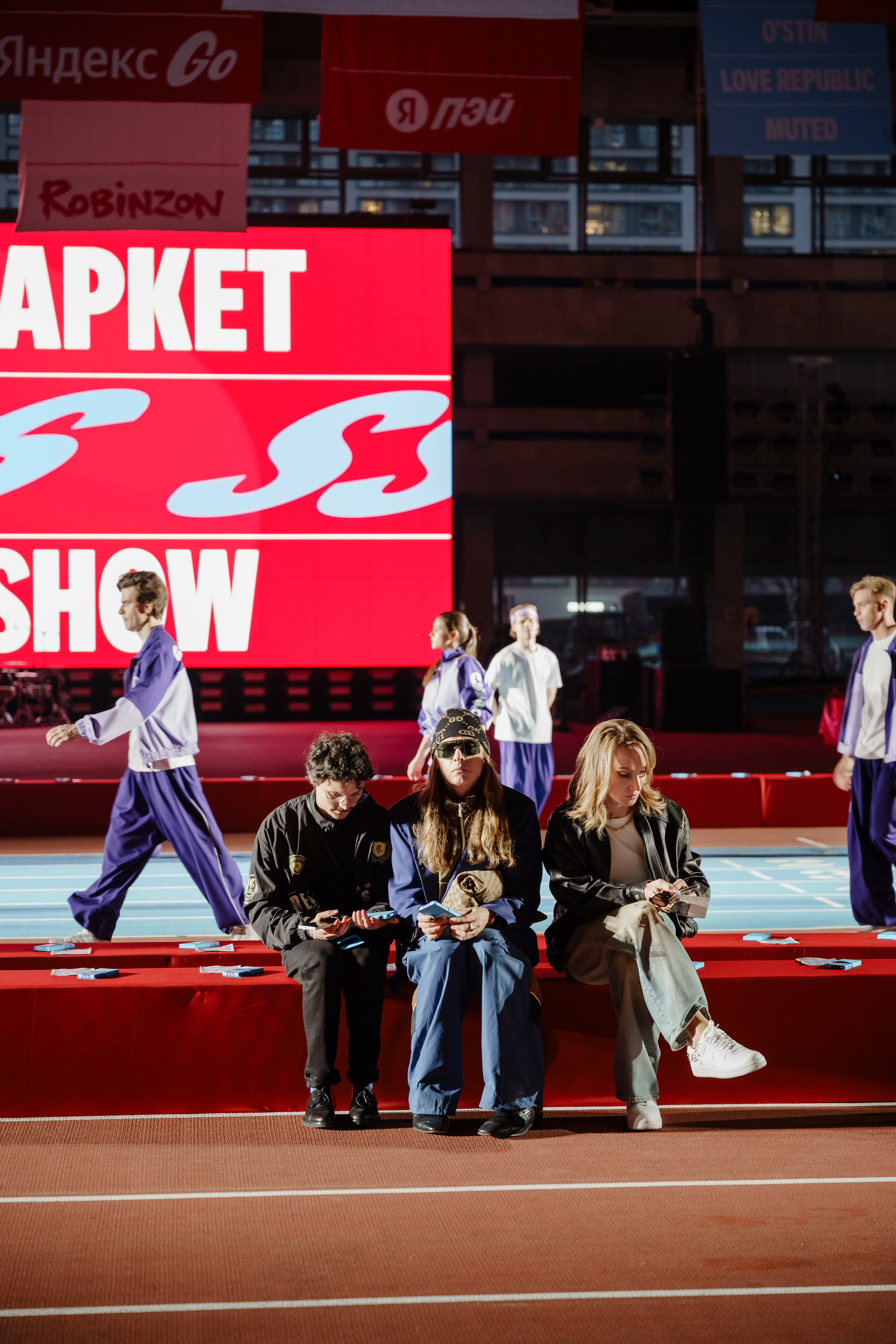 YANDEX FASHION SHOW SS’26. Репортажный фотограф в Москве Саша Дружинина
