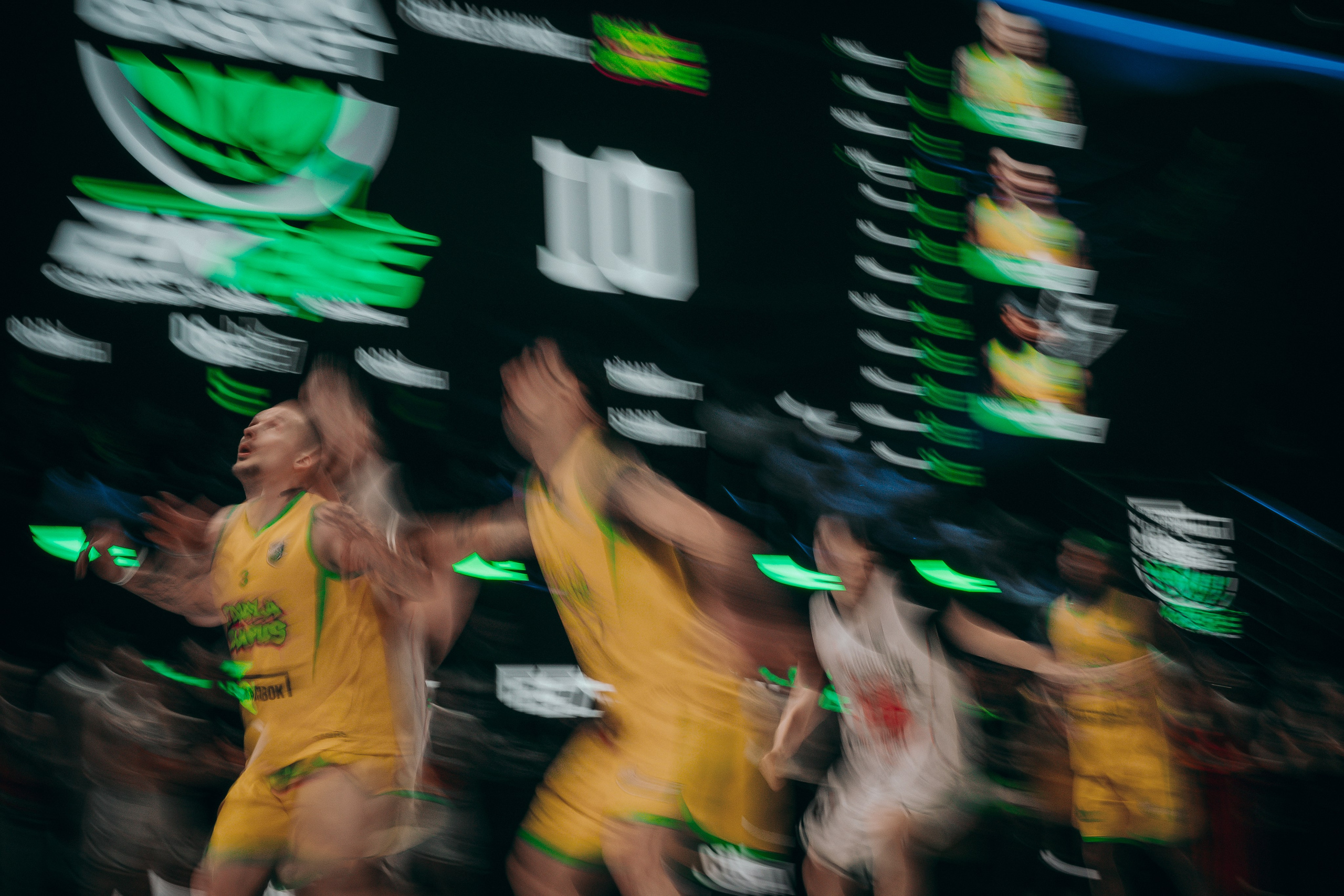 MEDIA BASKET. Репортажный фотограф в Москве Саша Дружинина