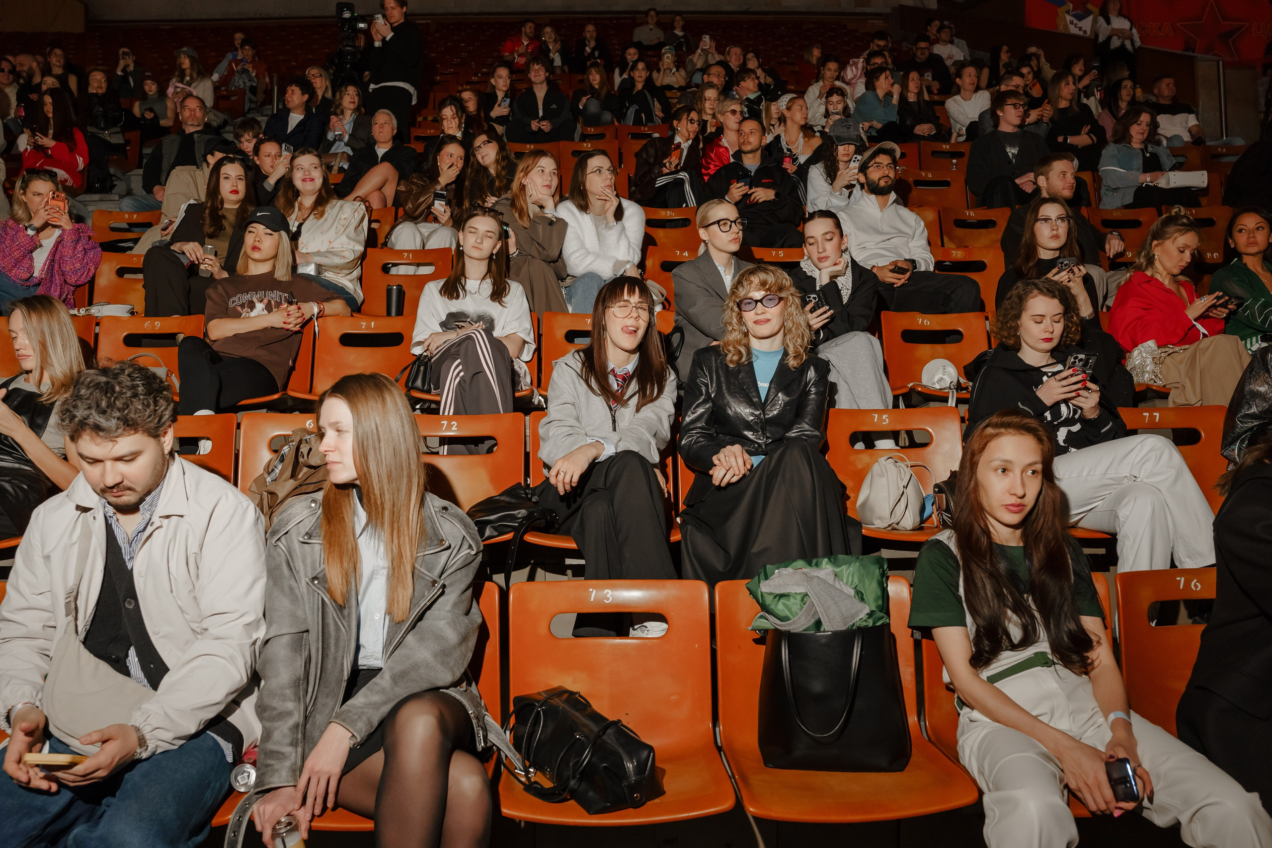 YANDEX FASHION SHOW SS’26. Репортажный фотограф в Москве Саша Дружинина