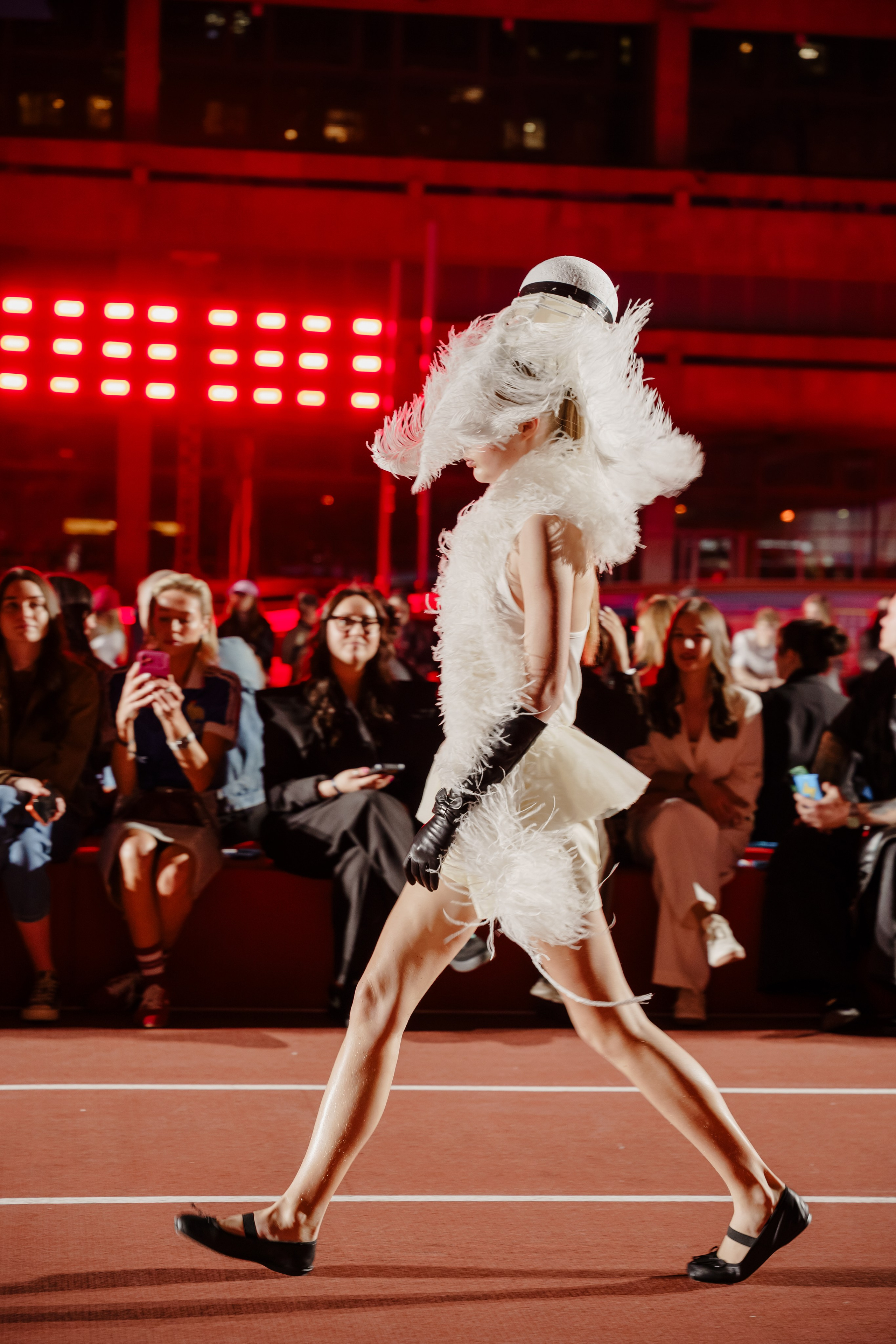 YANDEX FASHION SHOW SS’26. Репортажный фотограф в Москве Саша Дружинина