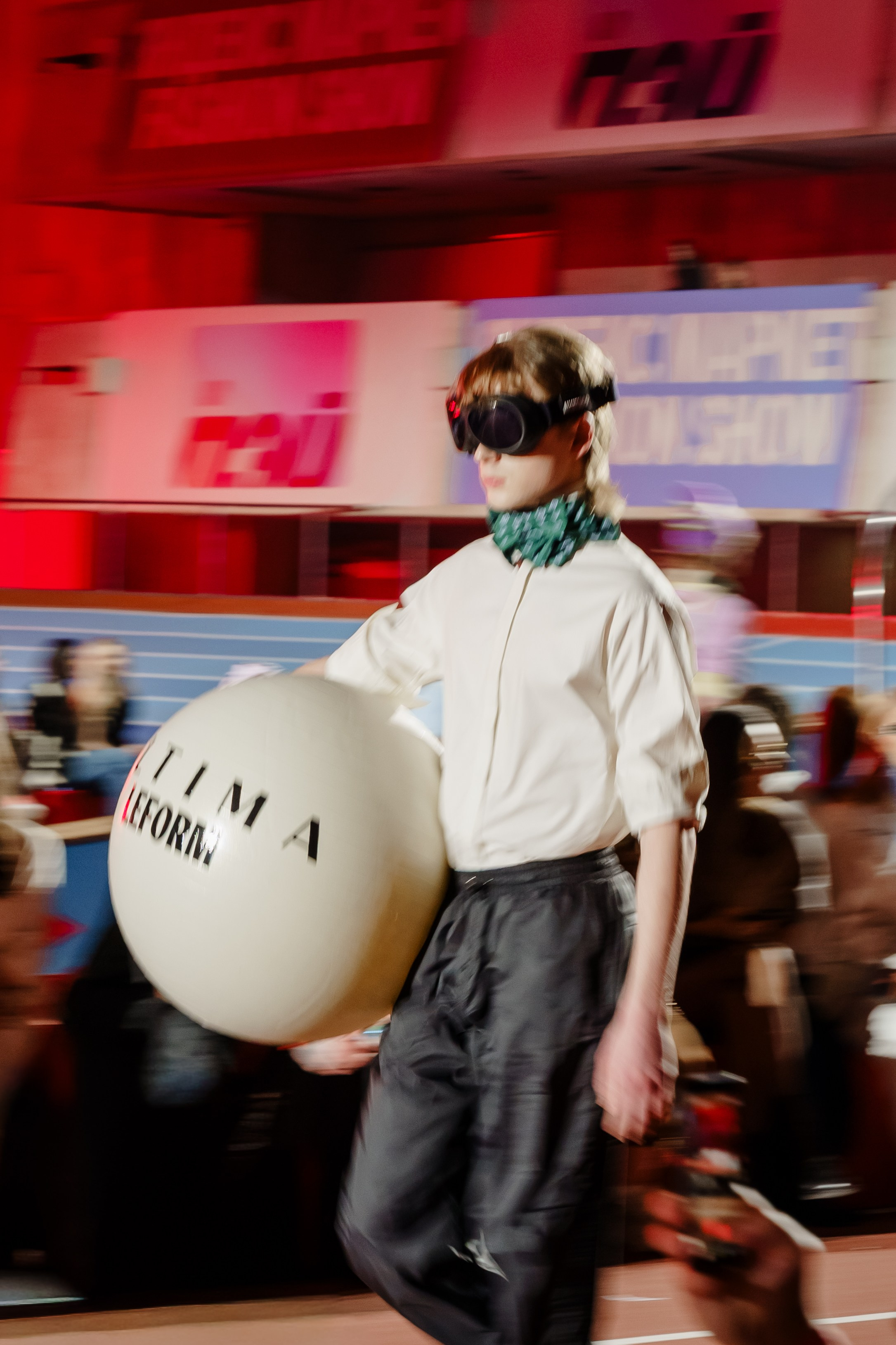YANDEX FASHION SHOW SS’26. Репортажный фотограф в Москве Саша Дружинина