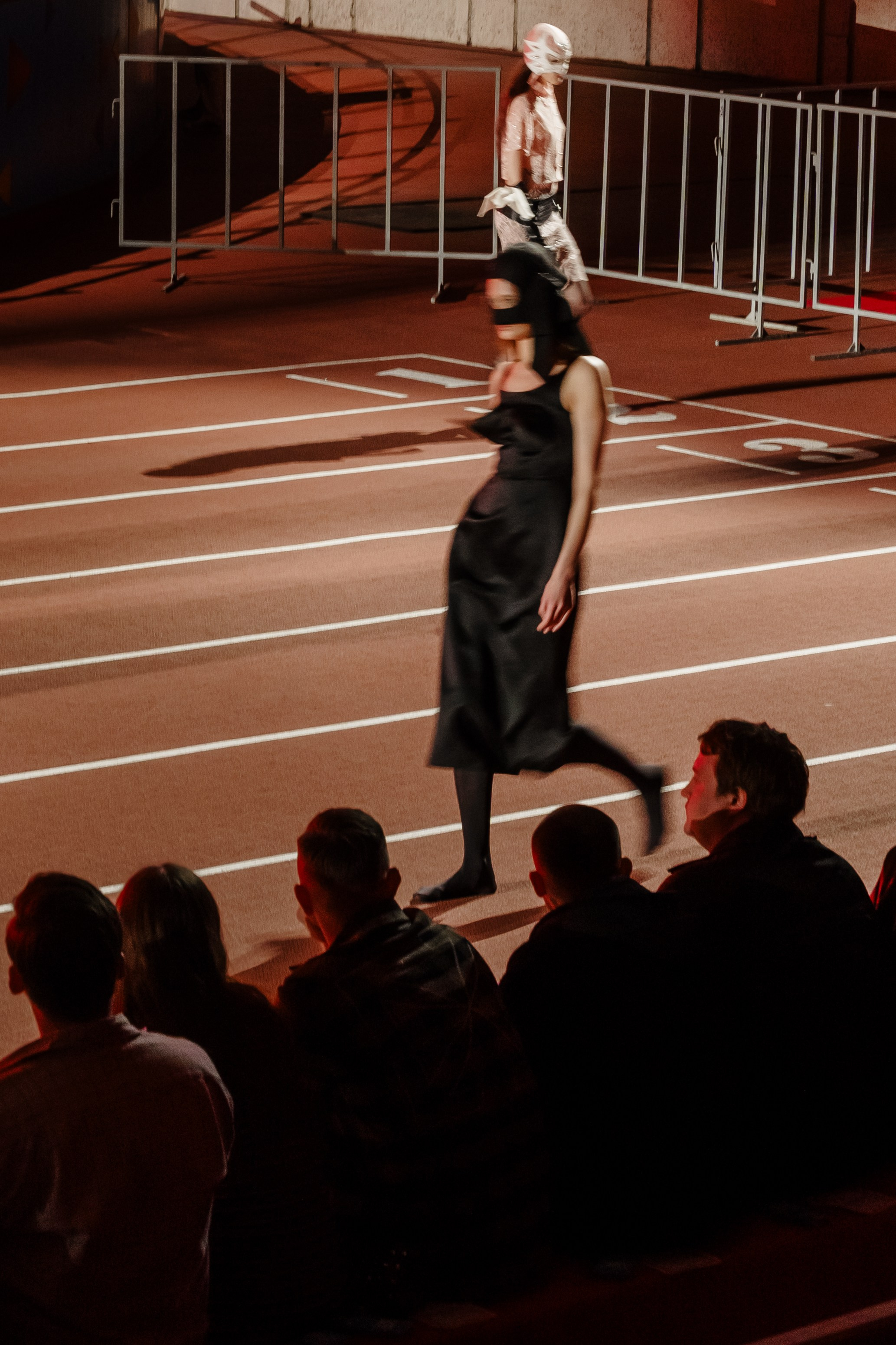 YANDEX FASHION SHOW SS’26. Репортажный фотограф в Москве Саша Дружинина