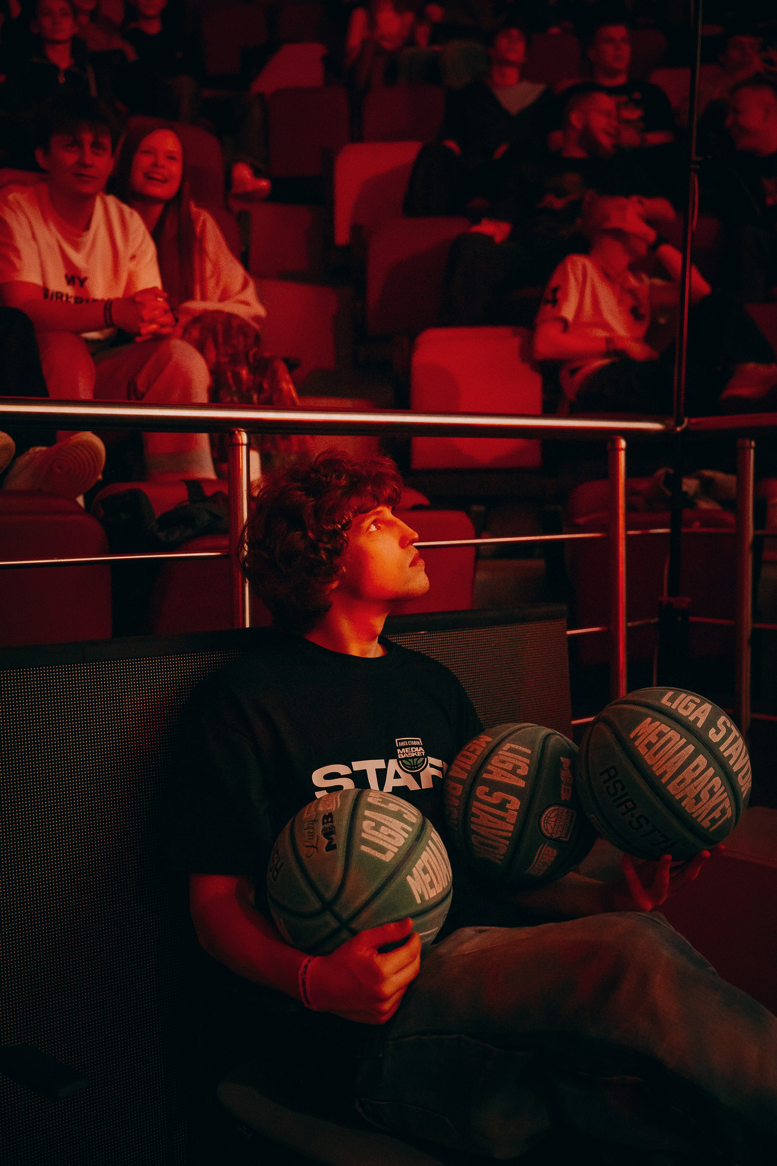 MEDIA BASKET. Репортажный фотограф в Москве Саша Дружинина