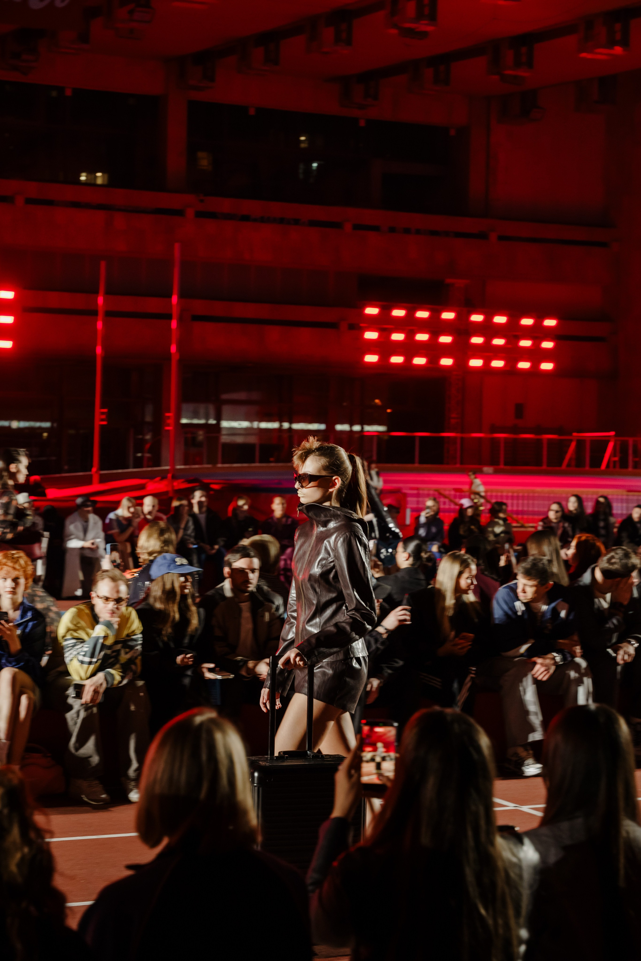 YANDEX FASHION SHOW SS’26. Репортажный фотограф в Москве Саша Дружинина