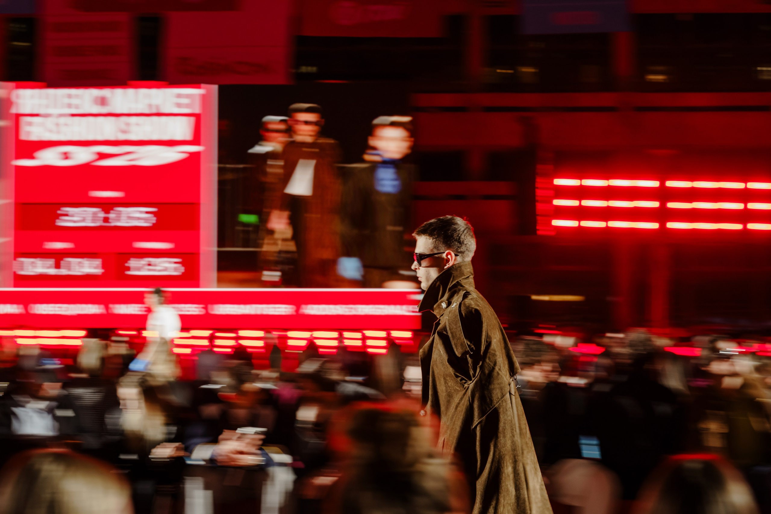 YANDEX FASHION SHOW SS’26. Репортажный фотограф в Москве Саша Дружинина