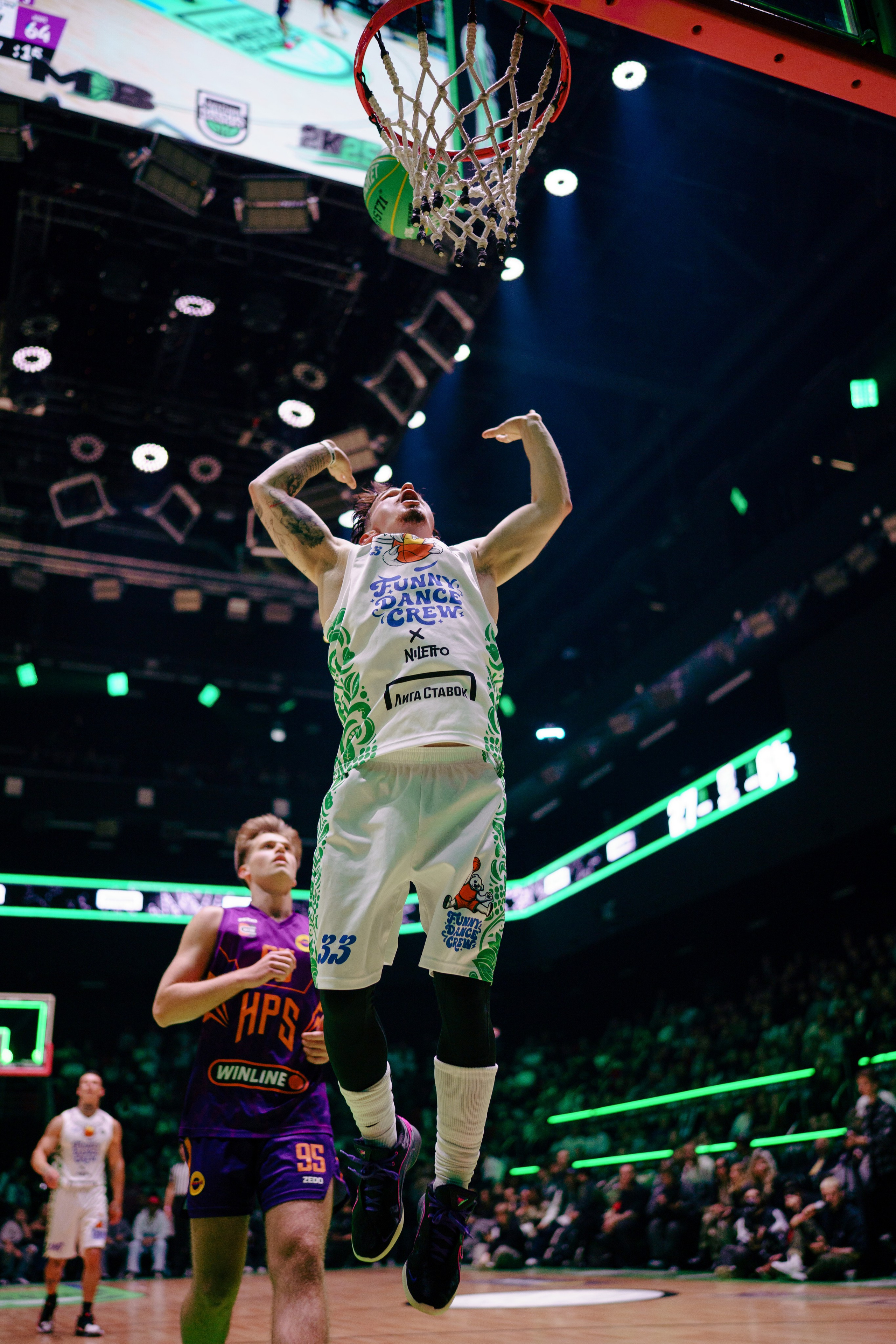 MEDIA BASKET. Репортажный фотограф в Москве Саша Дружинина
