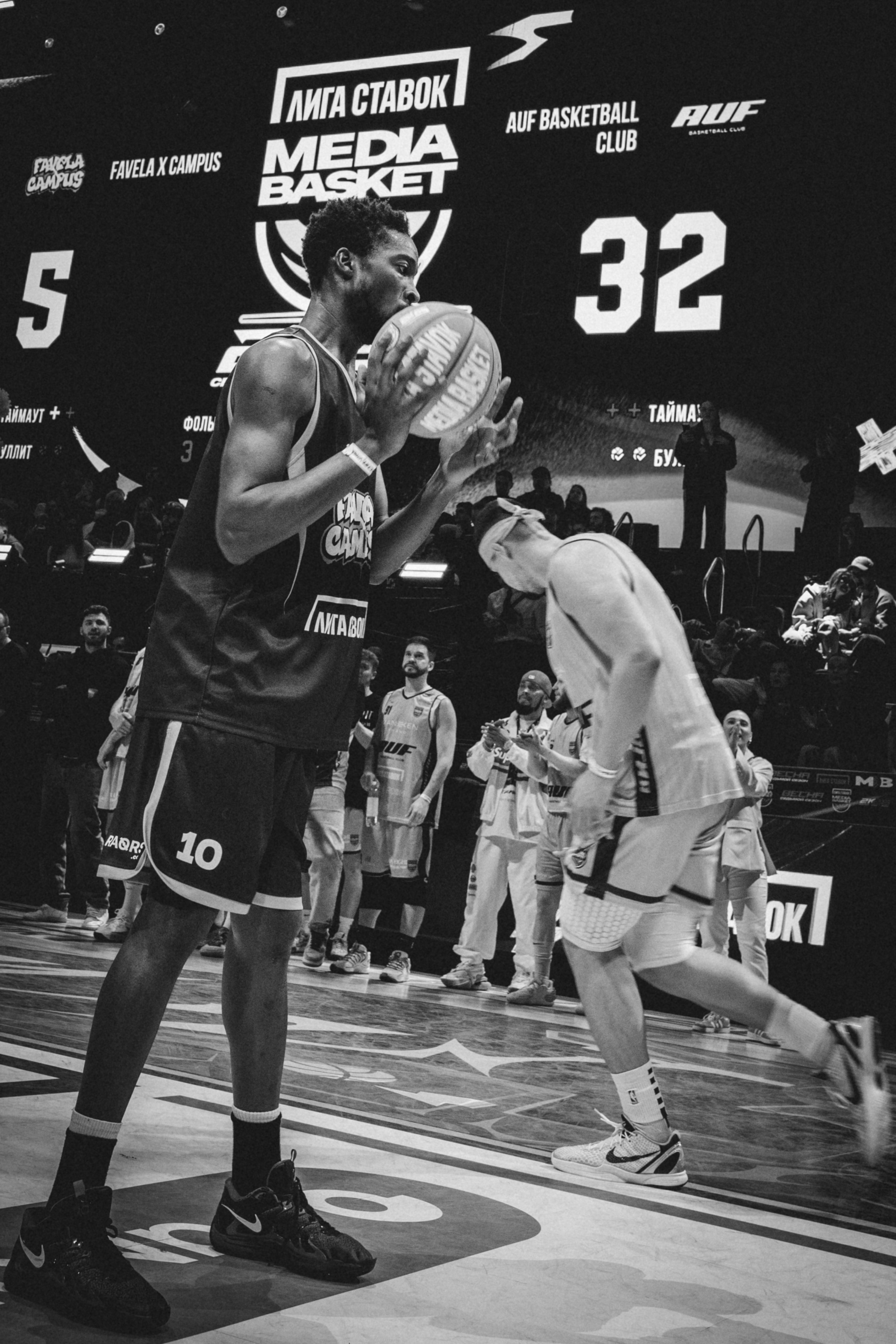 MEDIA BASKET. Репортажный фотограф в Москве Саша Дружинина