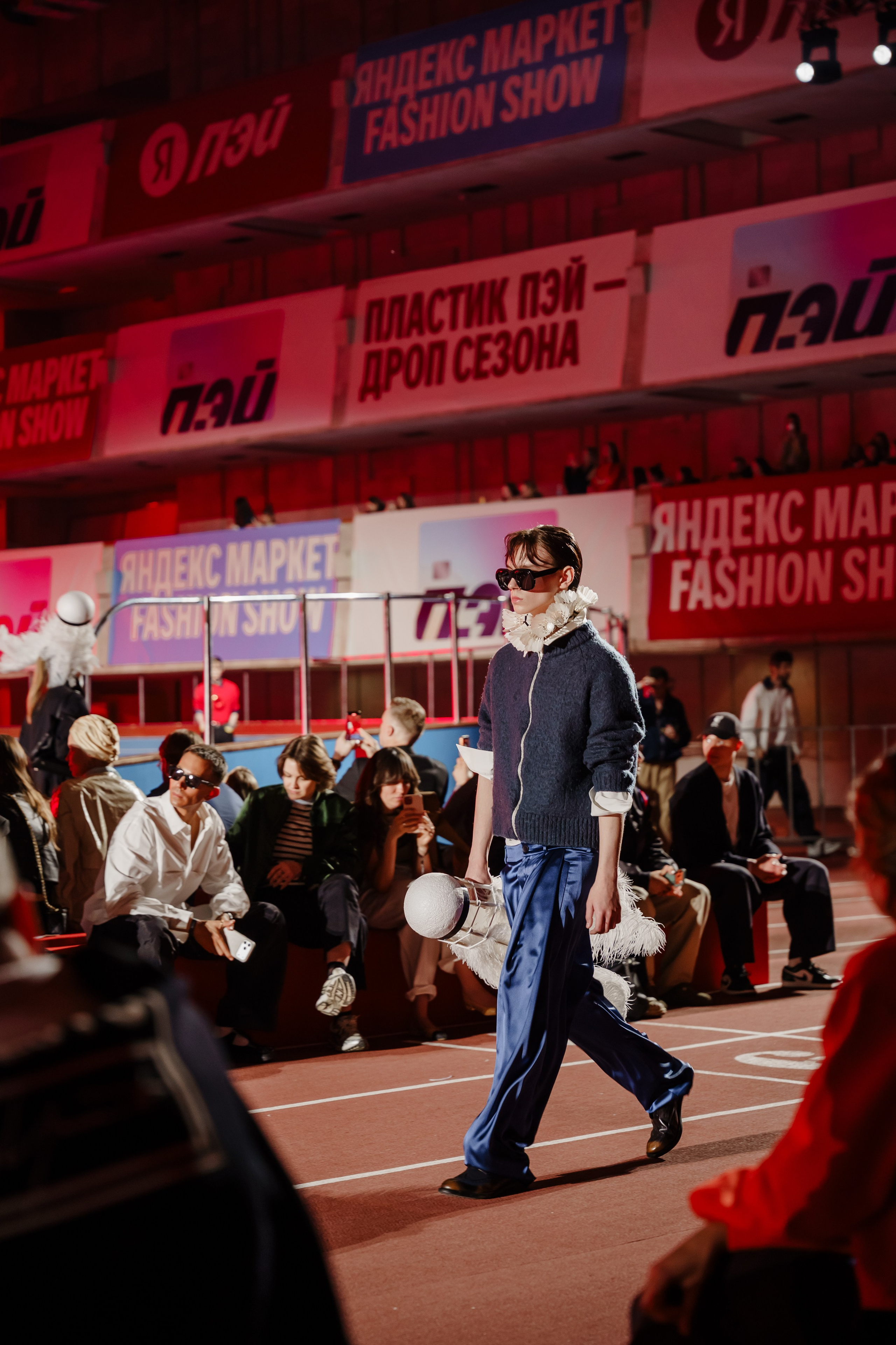 YANDEX FASHION SHOW SS’26. Репортажный фотограф в Москве Саша Дружинина