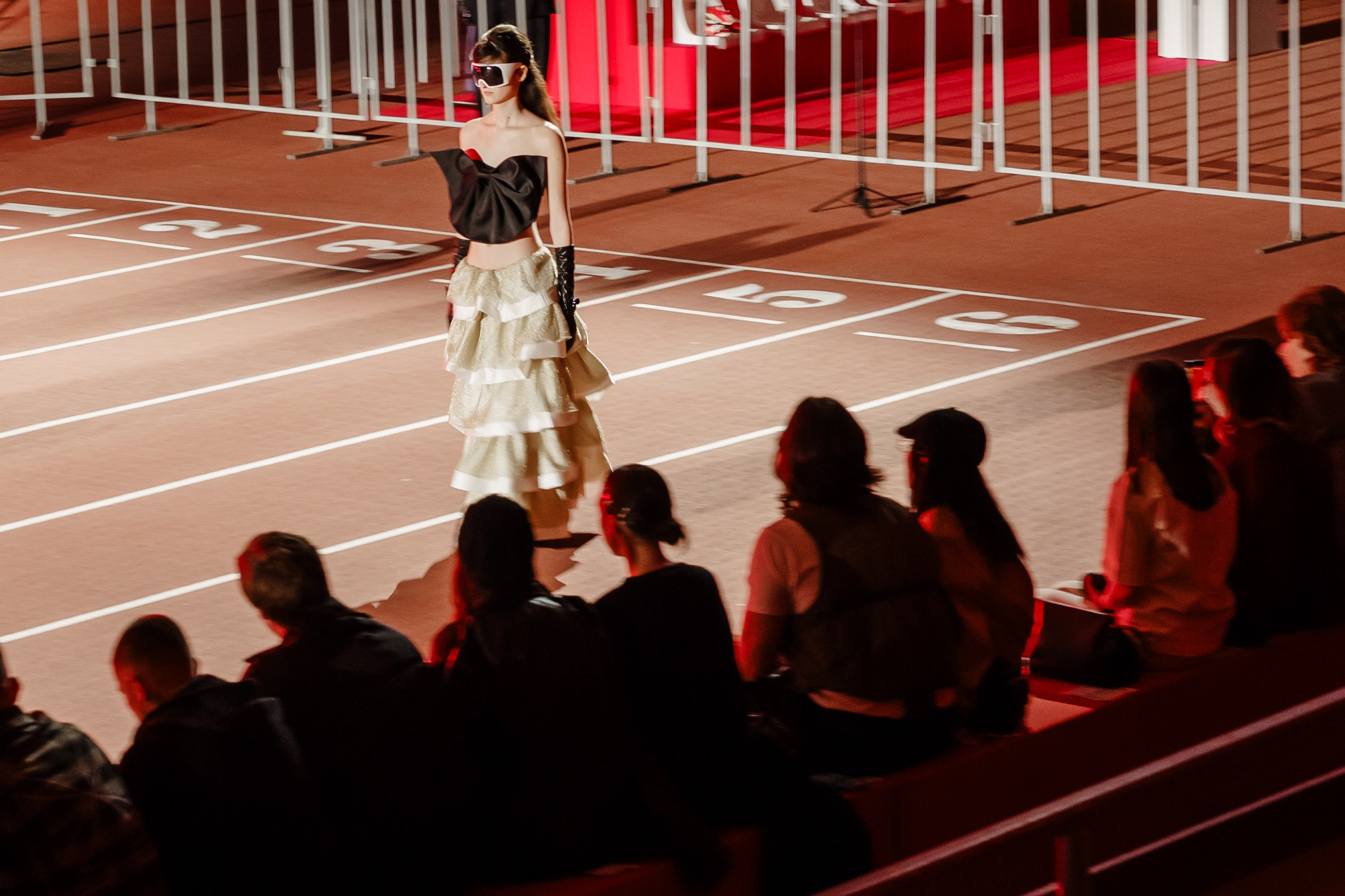 YANDEX FASHION SHOW SS’26. Репортажный фотограф в Москве Саша Дружинина