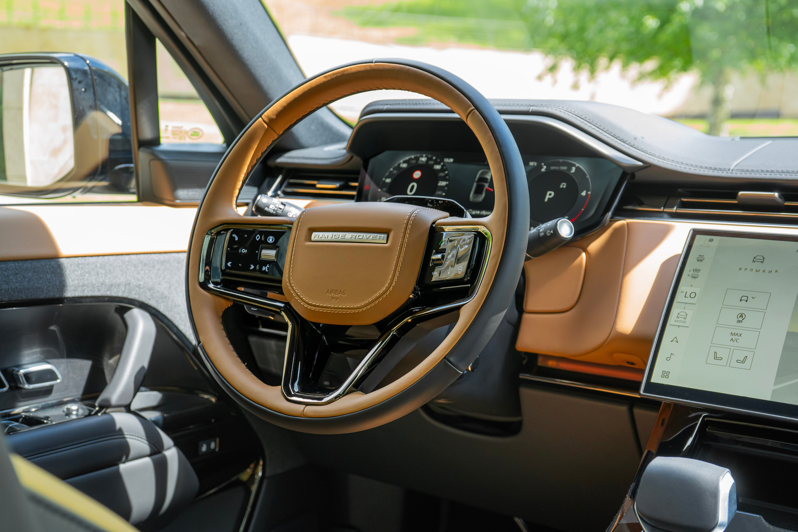 Range Rover Sport 2026. Автомобильный фотограф Ногинск Денис Городок