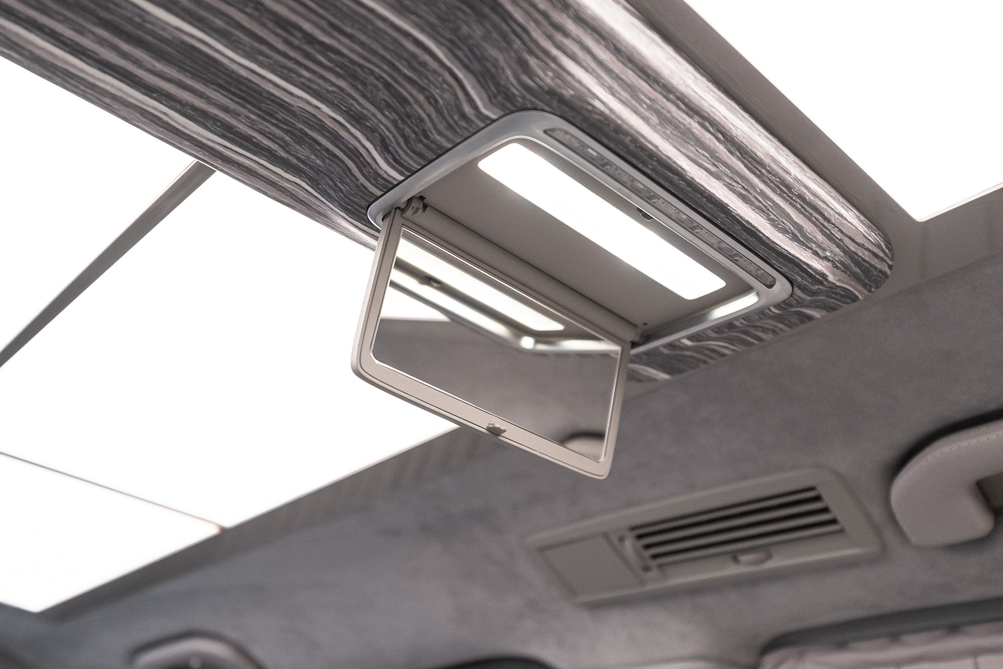 V-Class Glossy. Автомобильный фотограф в Москве | Базилев Александр